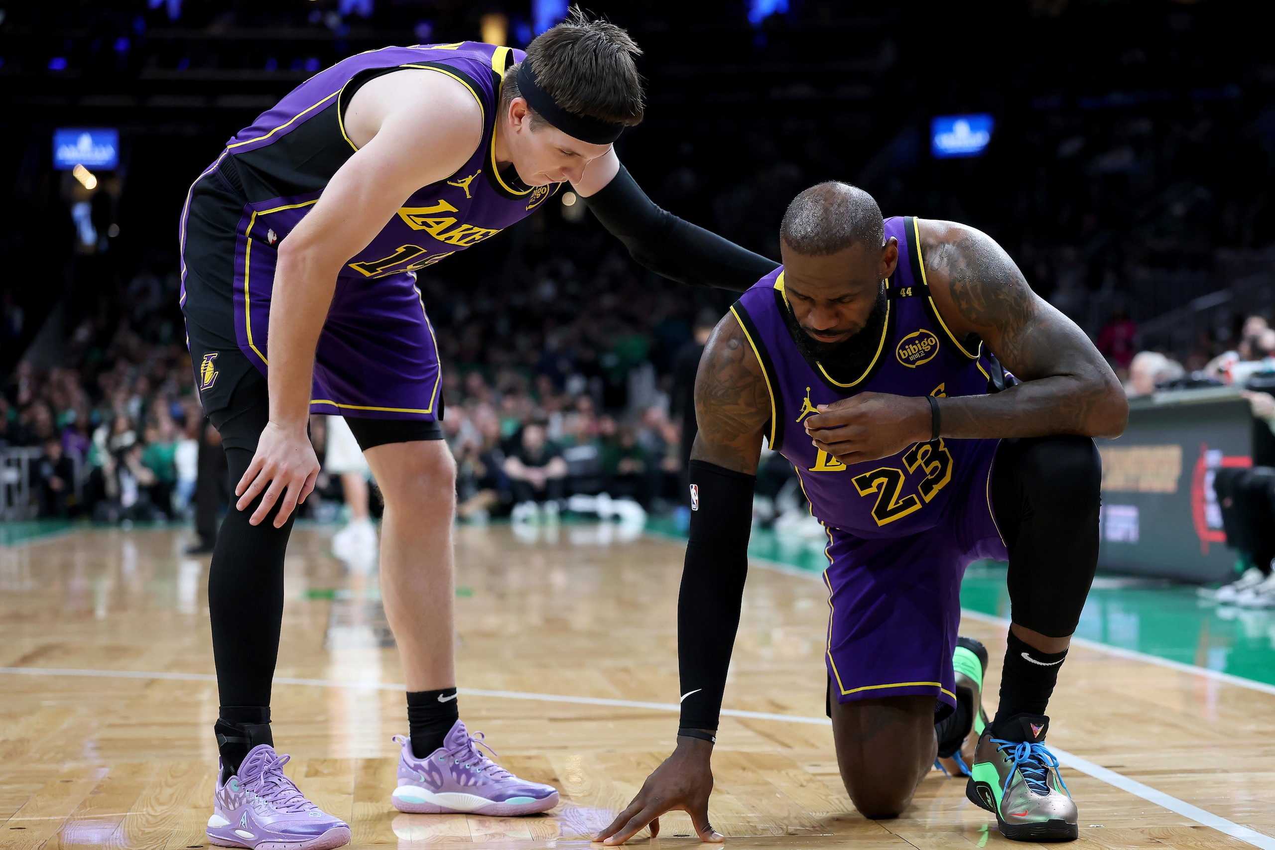 Los Angeles Lakers v Boston Celtics Los Angeles Lakers v Boston Celtics