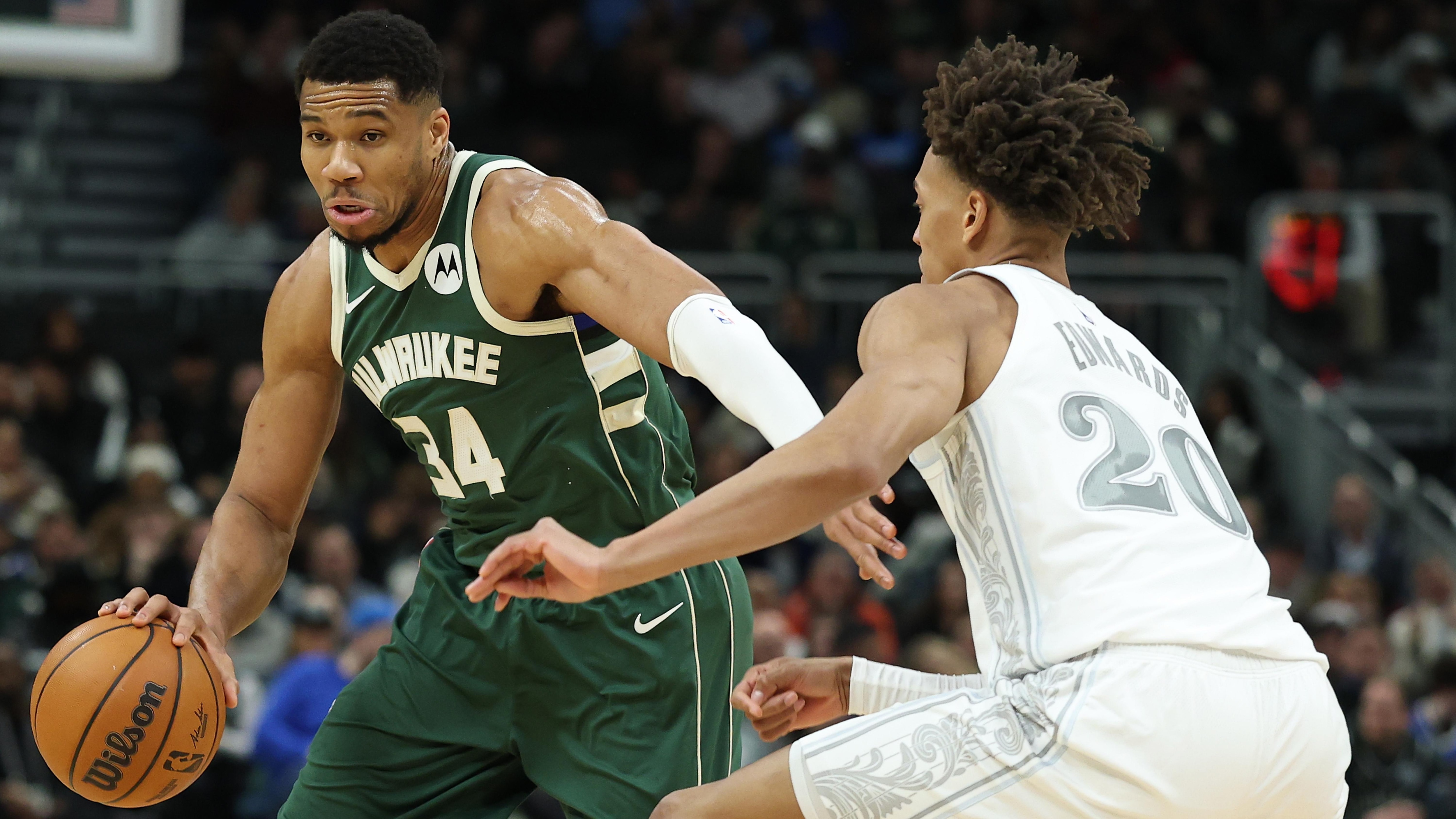 Dallas Mavericks v Milwaukee Bucks