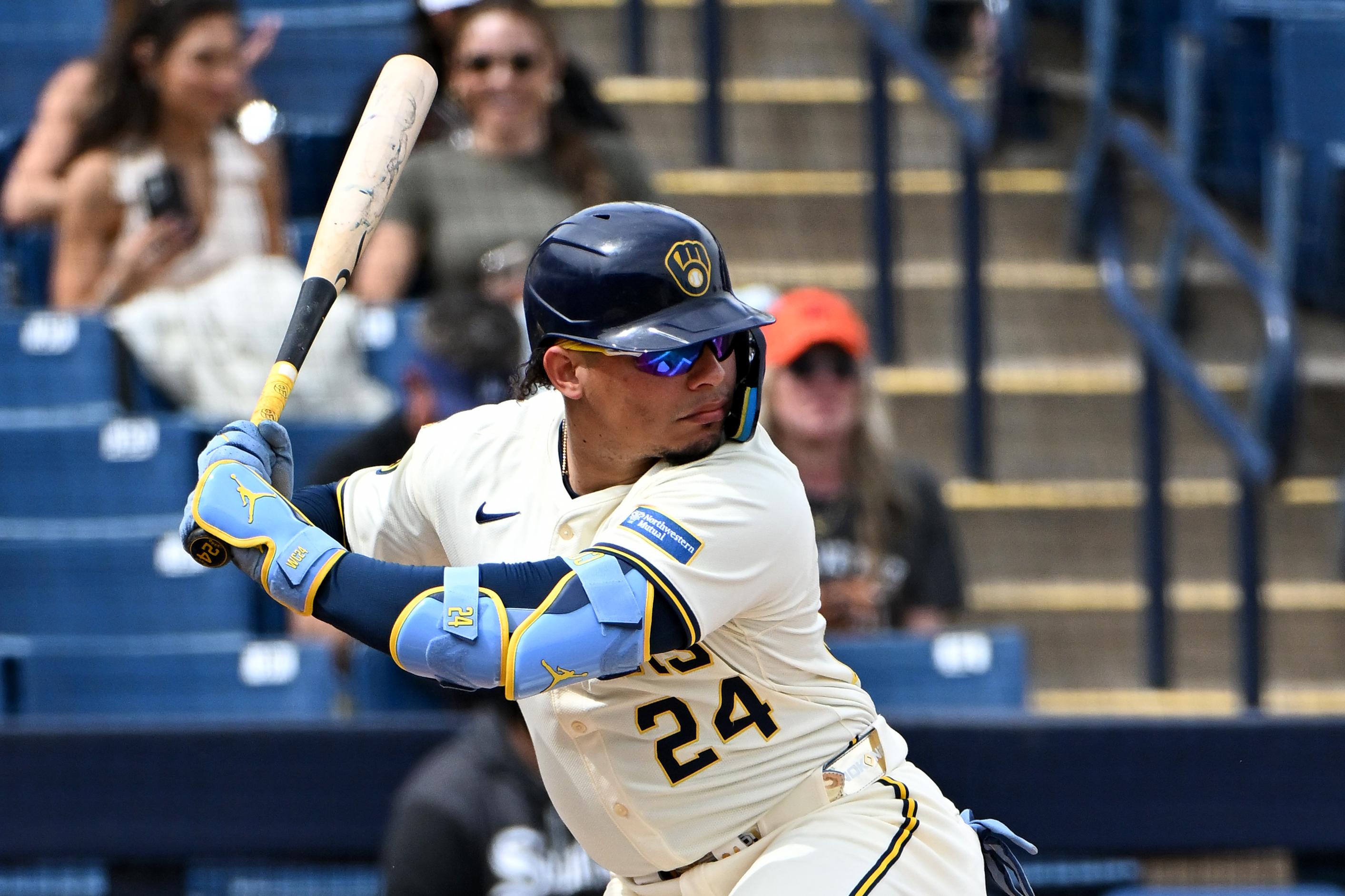 Chicago White Sox v Milwaukee Brewers