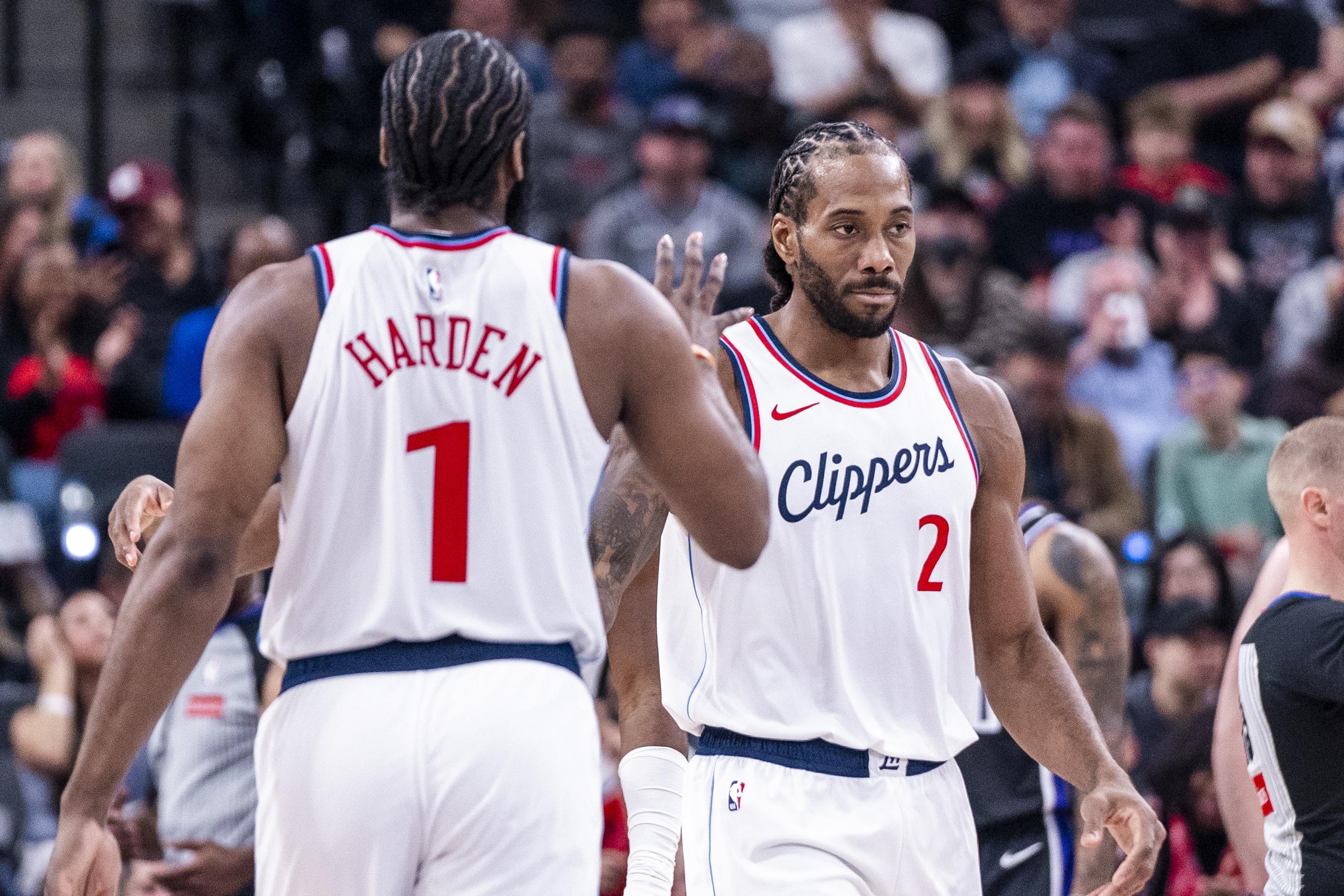 Sacramento Kings v LA Clippers