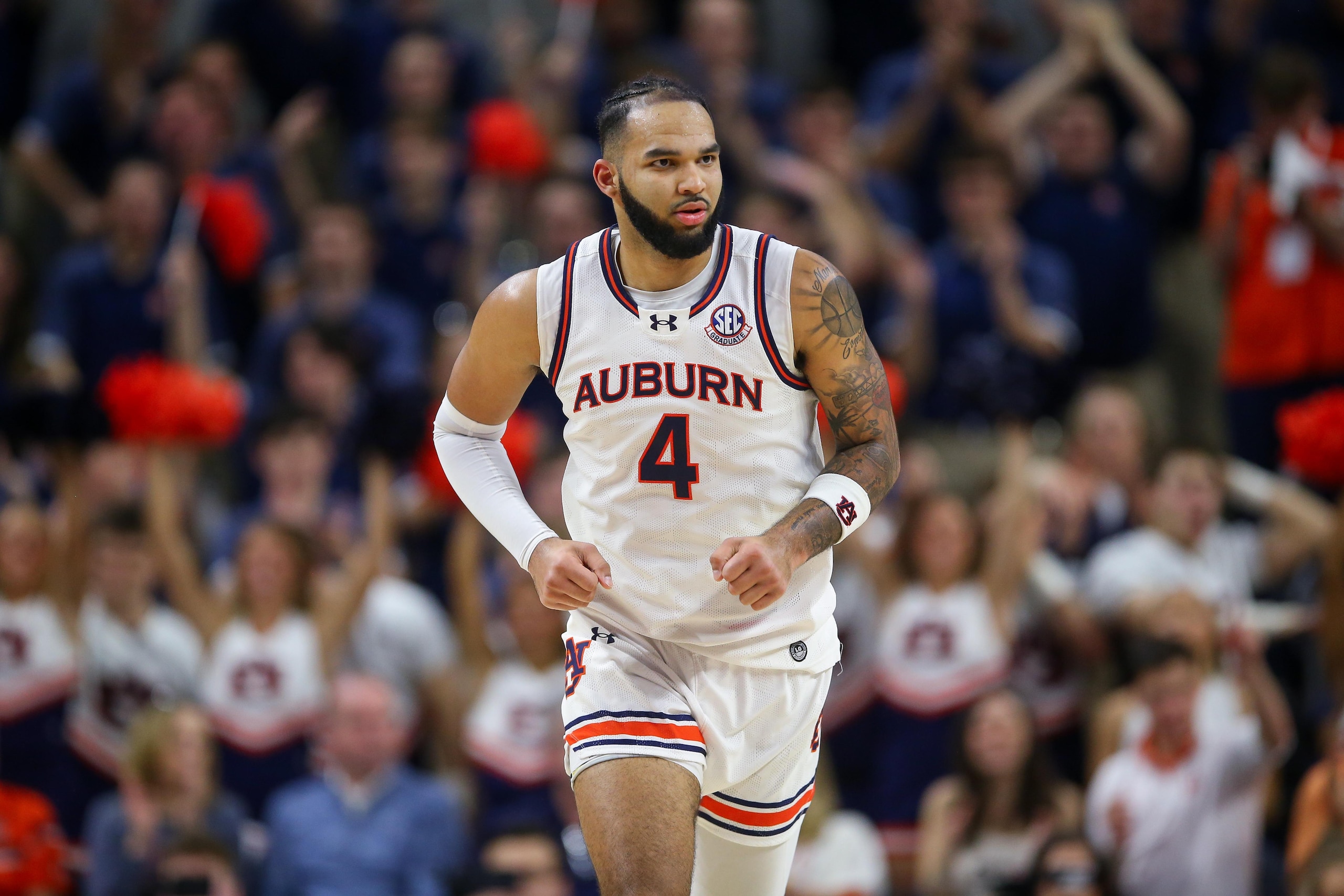 Alabama v Auburn