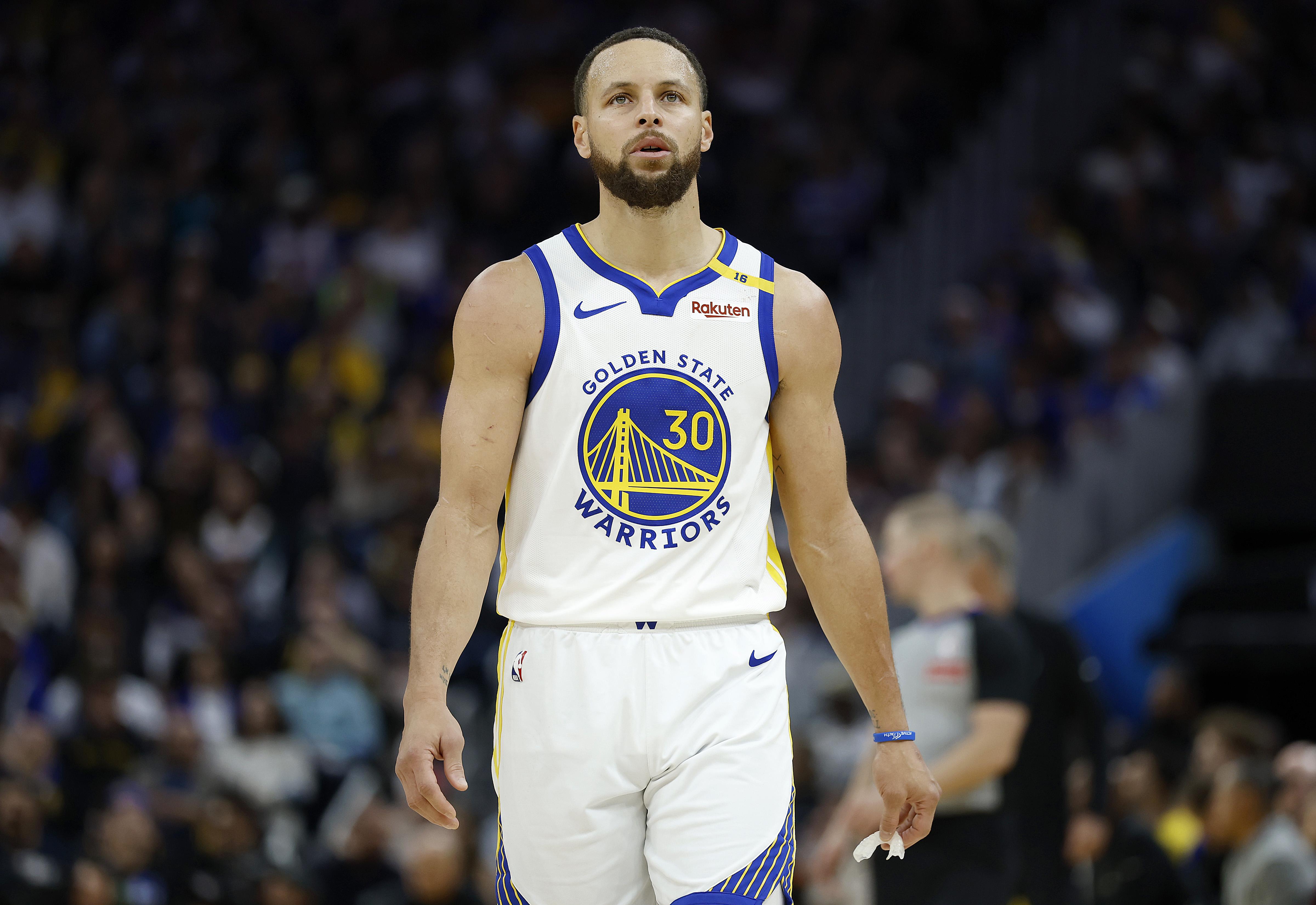 Detroit Pistons v Golden State Warriors