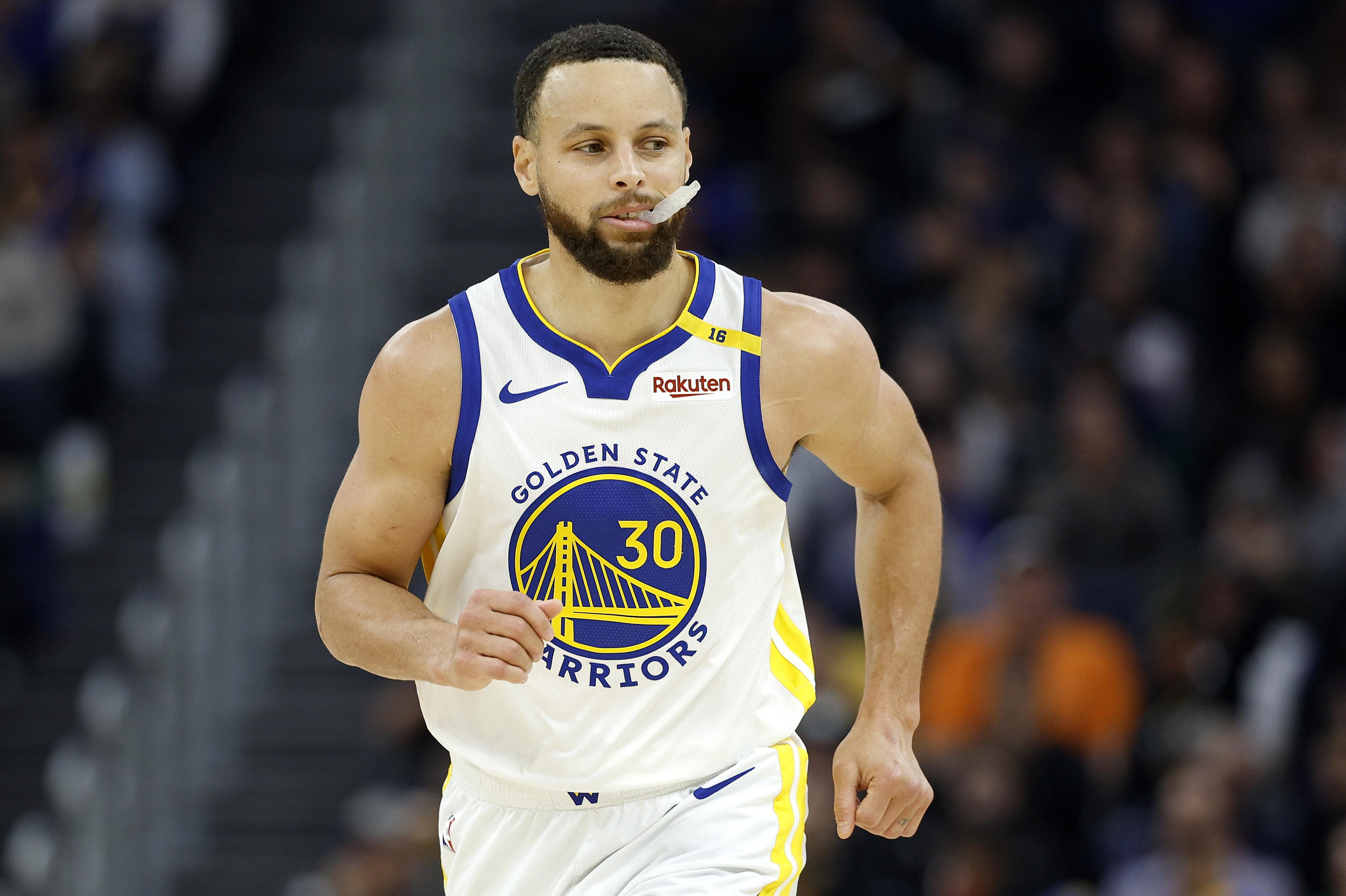Detroit Pistons v Golden State Warriors Detroit Pistons v Golden State Warriors