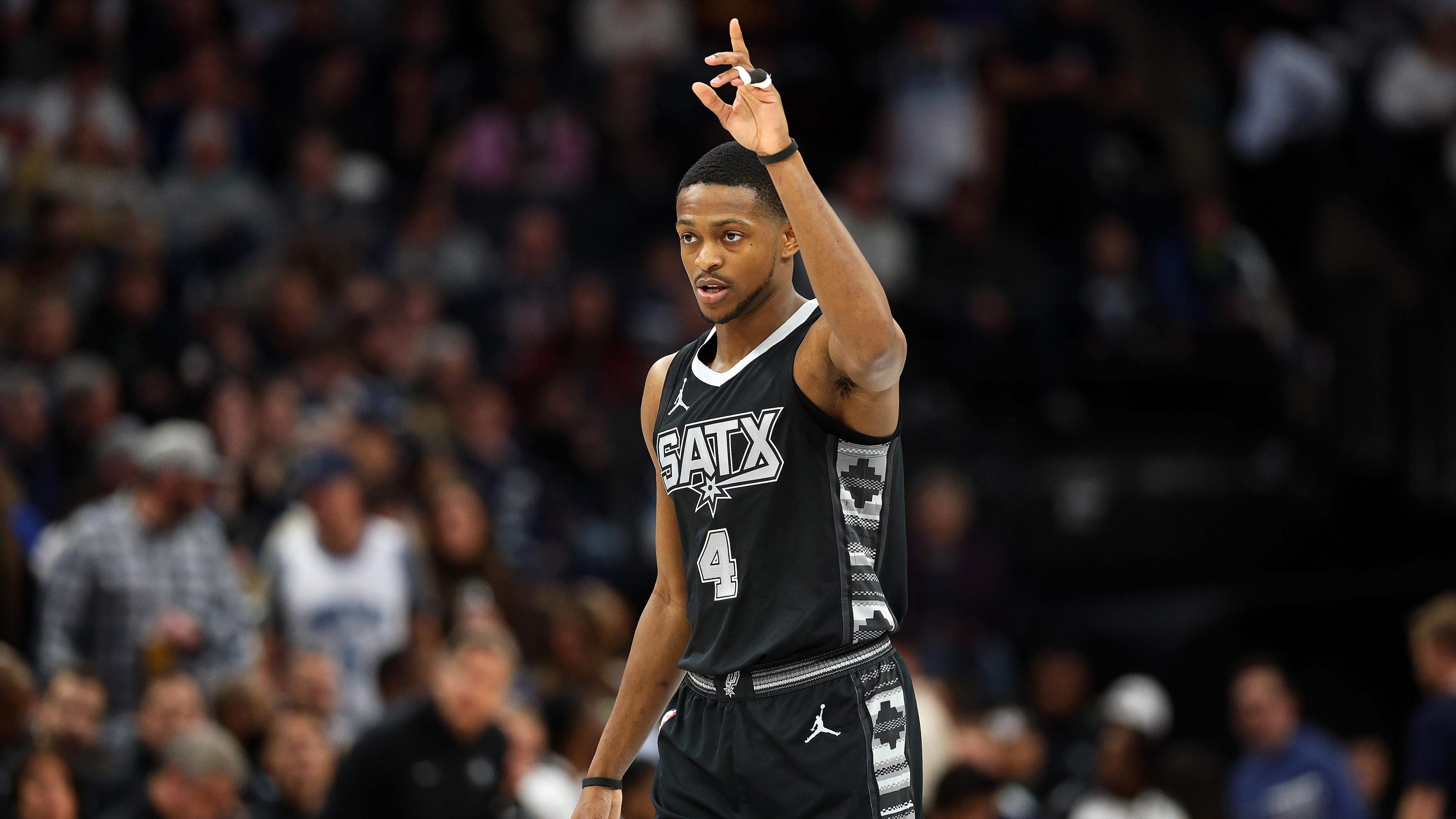 San Antonio Spurs v Minnesota Timberwolves