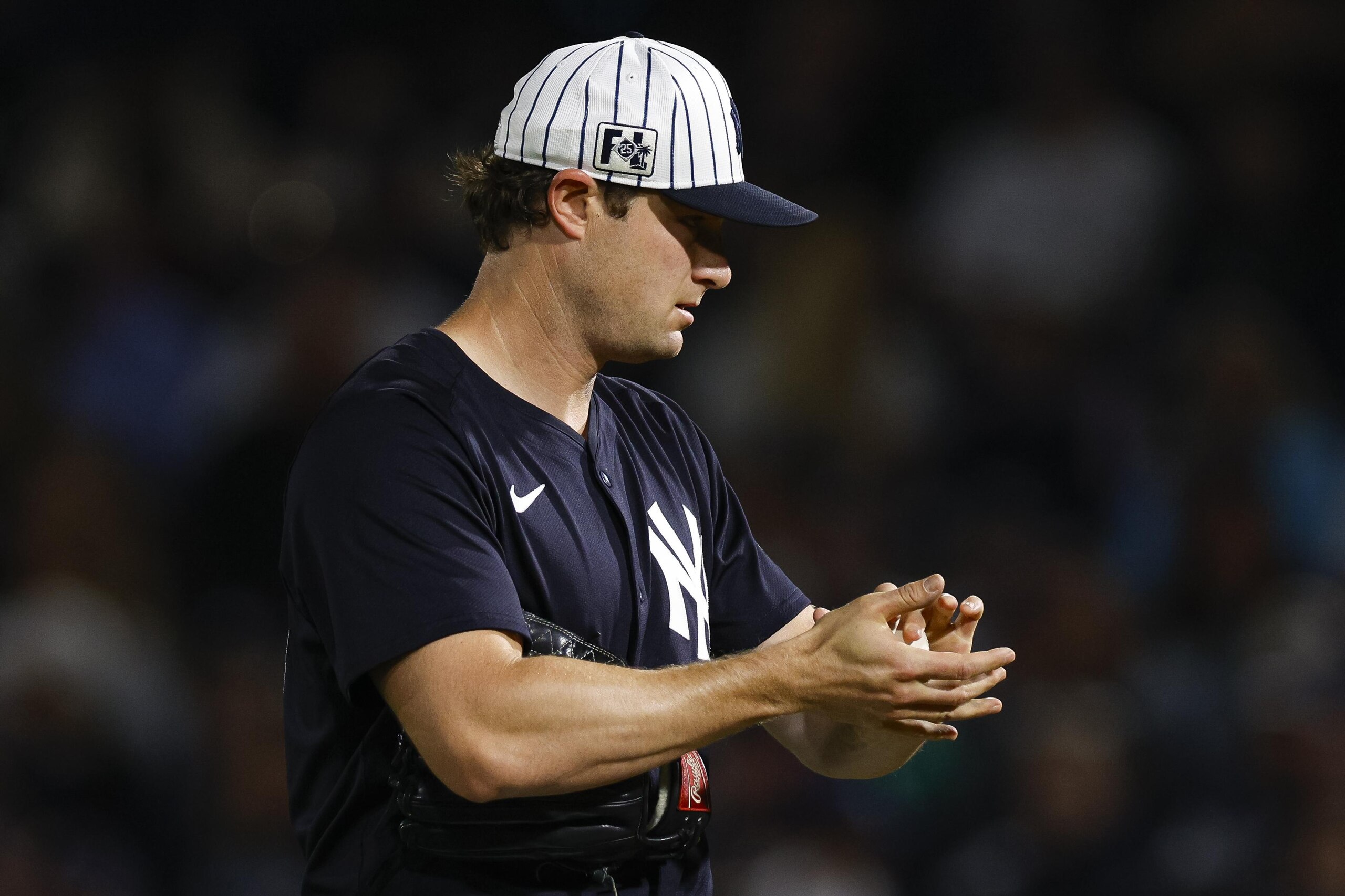 Toronto Blue Jays v New York Yankees Toronto Blue Jays v New York Yankees