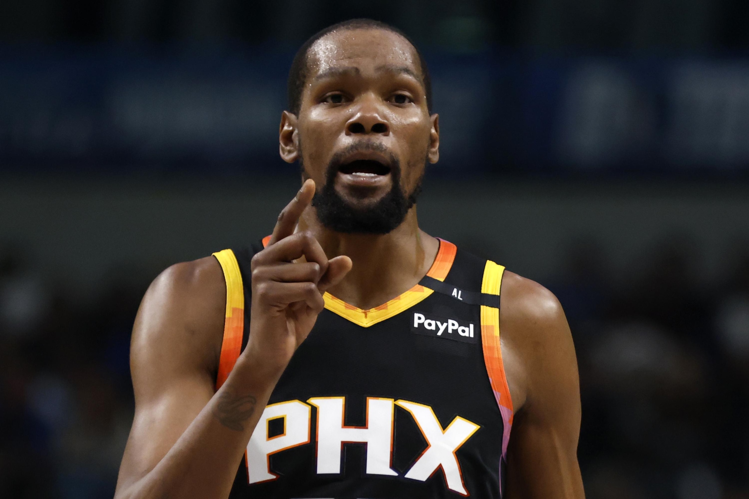 Phoenix Suns v Dallas Mavericks