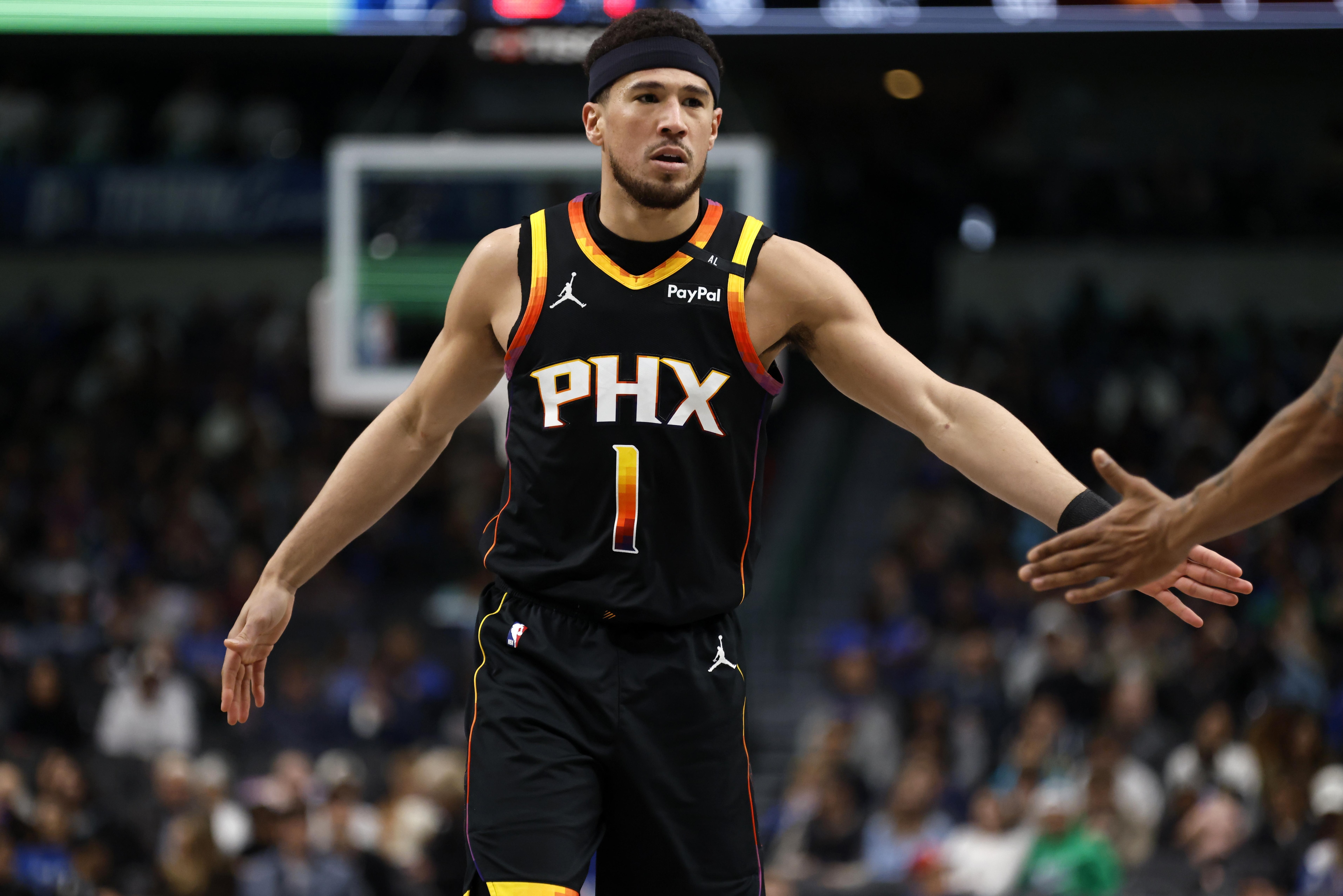 Phoenix Suns v Dallas Mavericks
