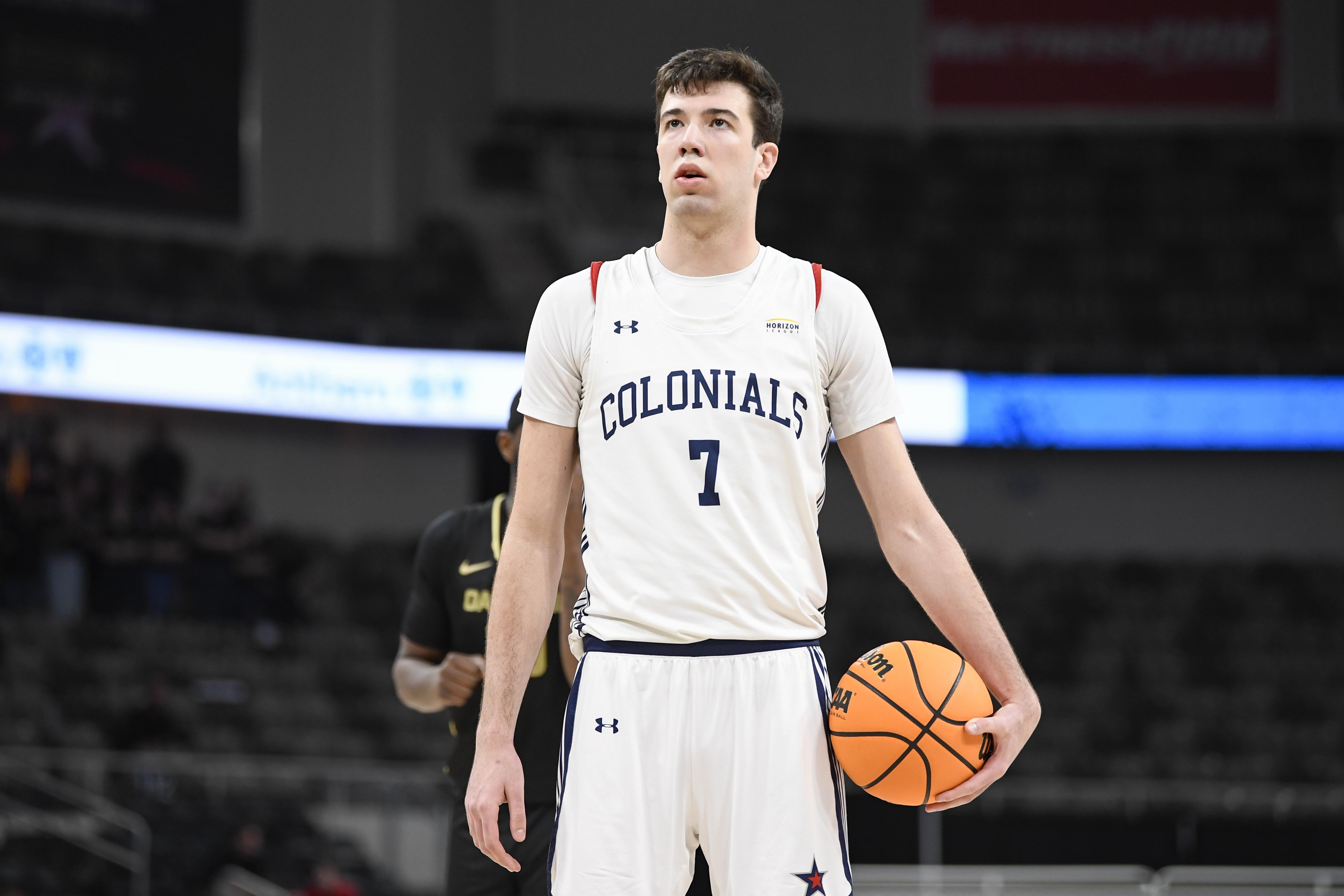 COLLEGE BASKETBALL: MAR 10 Horizon League Championship Robert Morris vs Oakland
