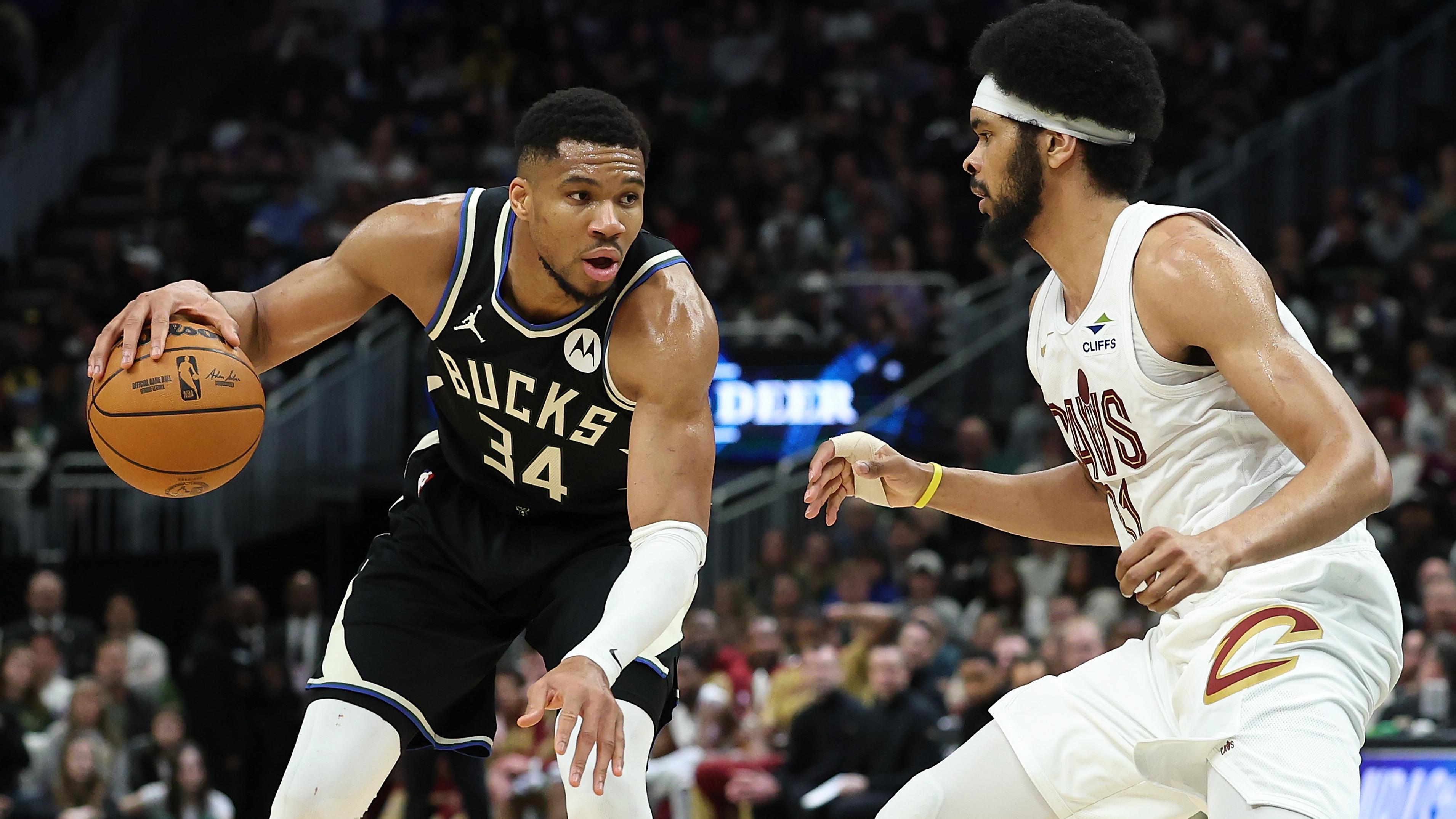 Cleveland Cavaliers v Milwaukee Bucks