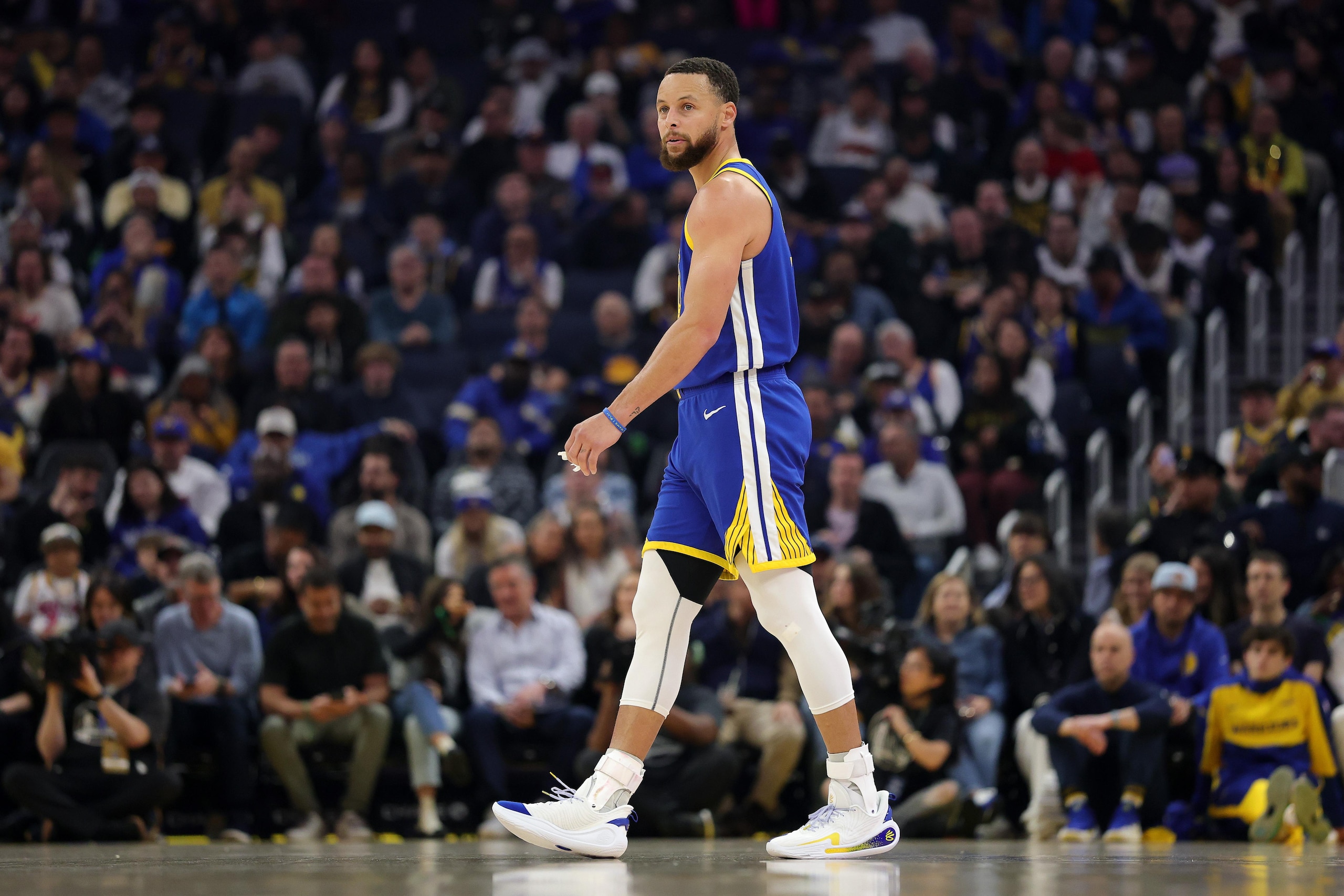 Portland Trail Blazers v Golden State Warriors Portland Trail Blazers v Golden State Warriors
