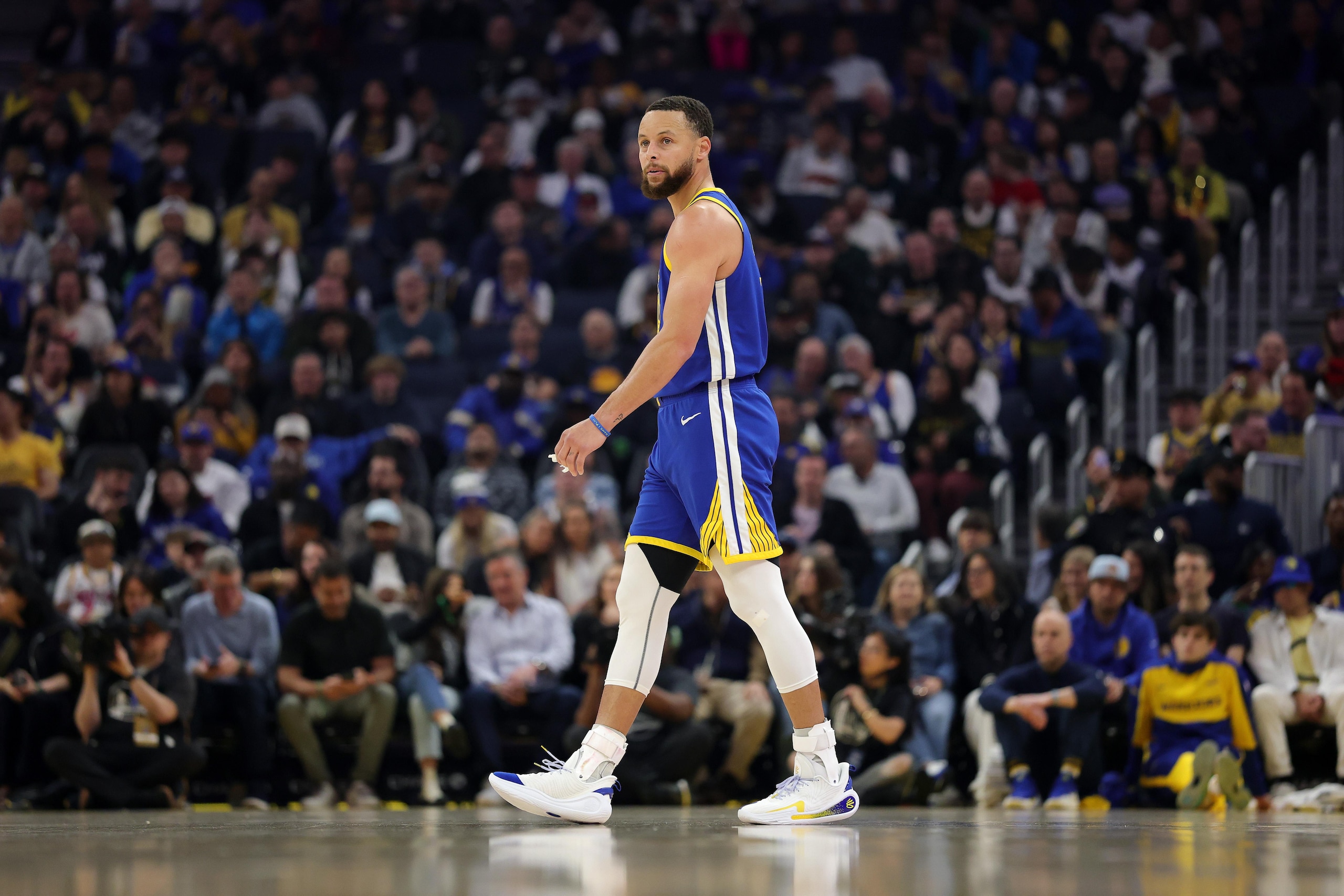 Portland Trail Blazers v Golden State Warriors Portland Trail Blazers v Golden State Warriors