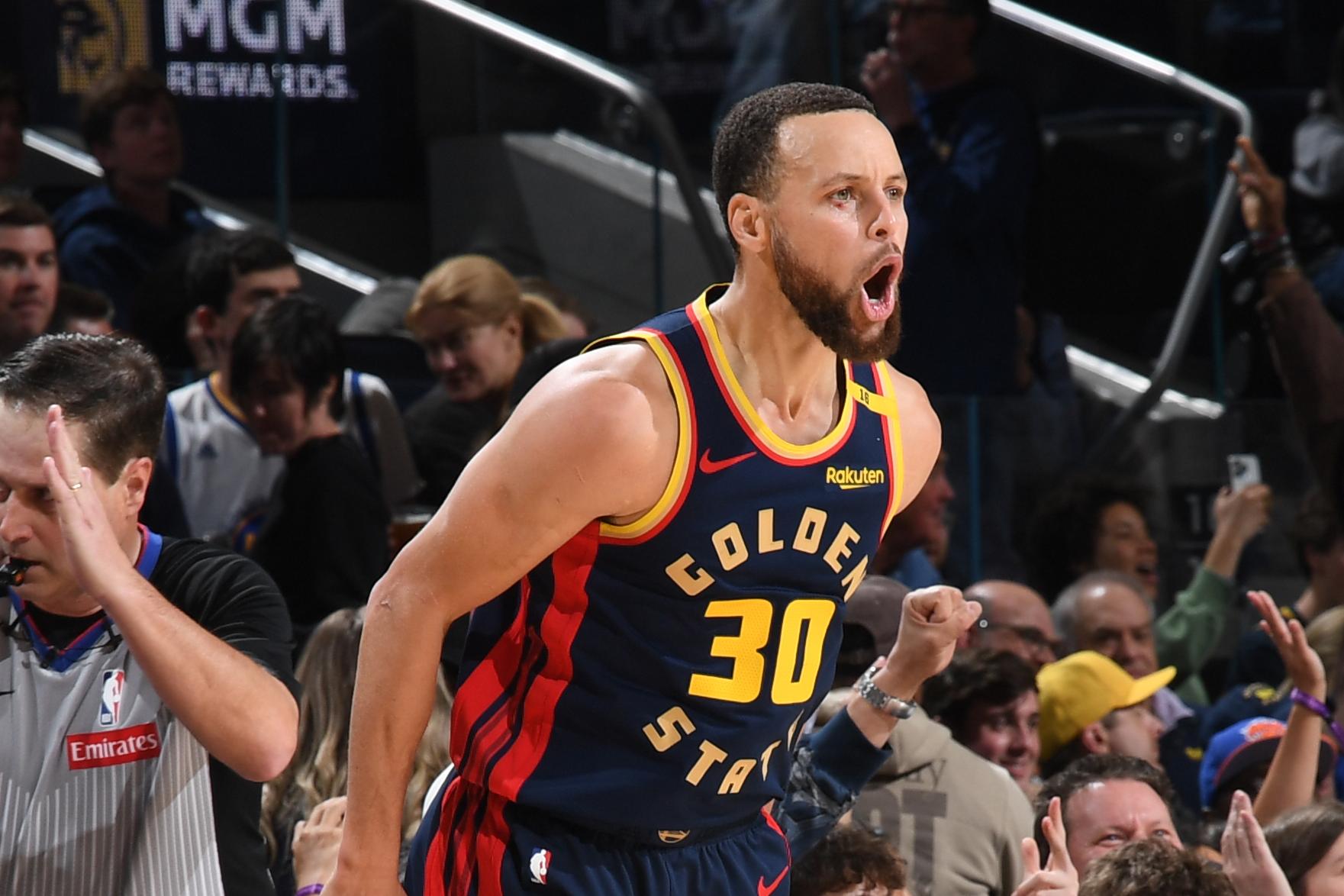 New York Knicks v Golden State Warriors