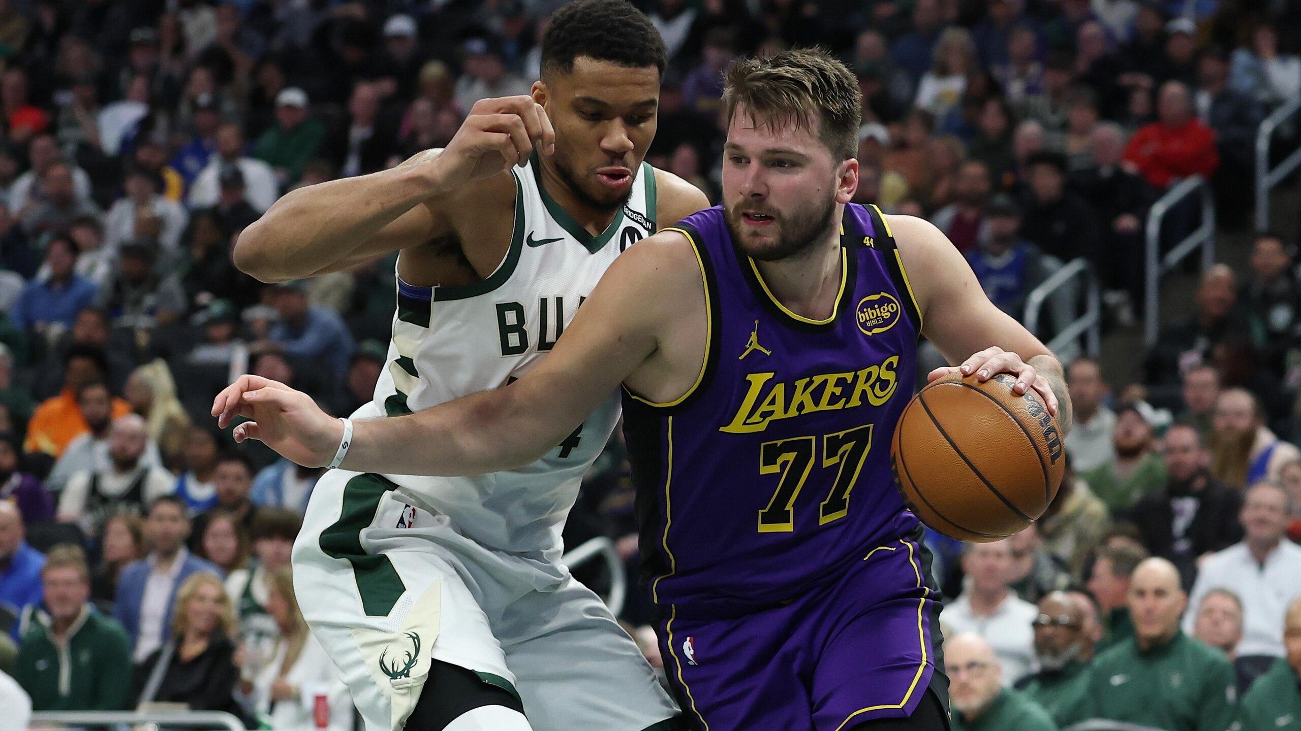 Los Angeles Lakers v Milwaukee Bucks