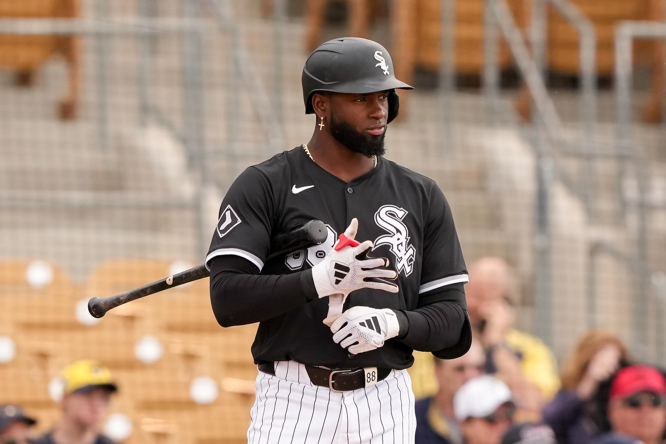 Milwaukee Brewers v Chicago White Sox Milwaukee Brewers v Chicago White Sox