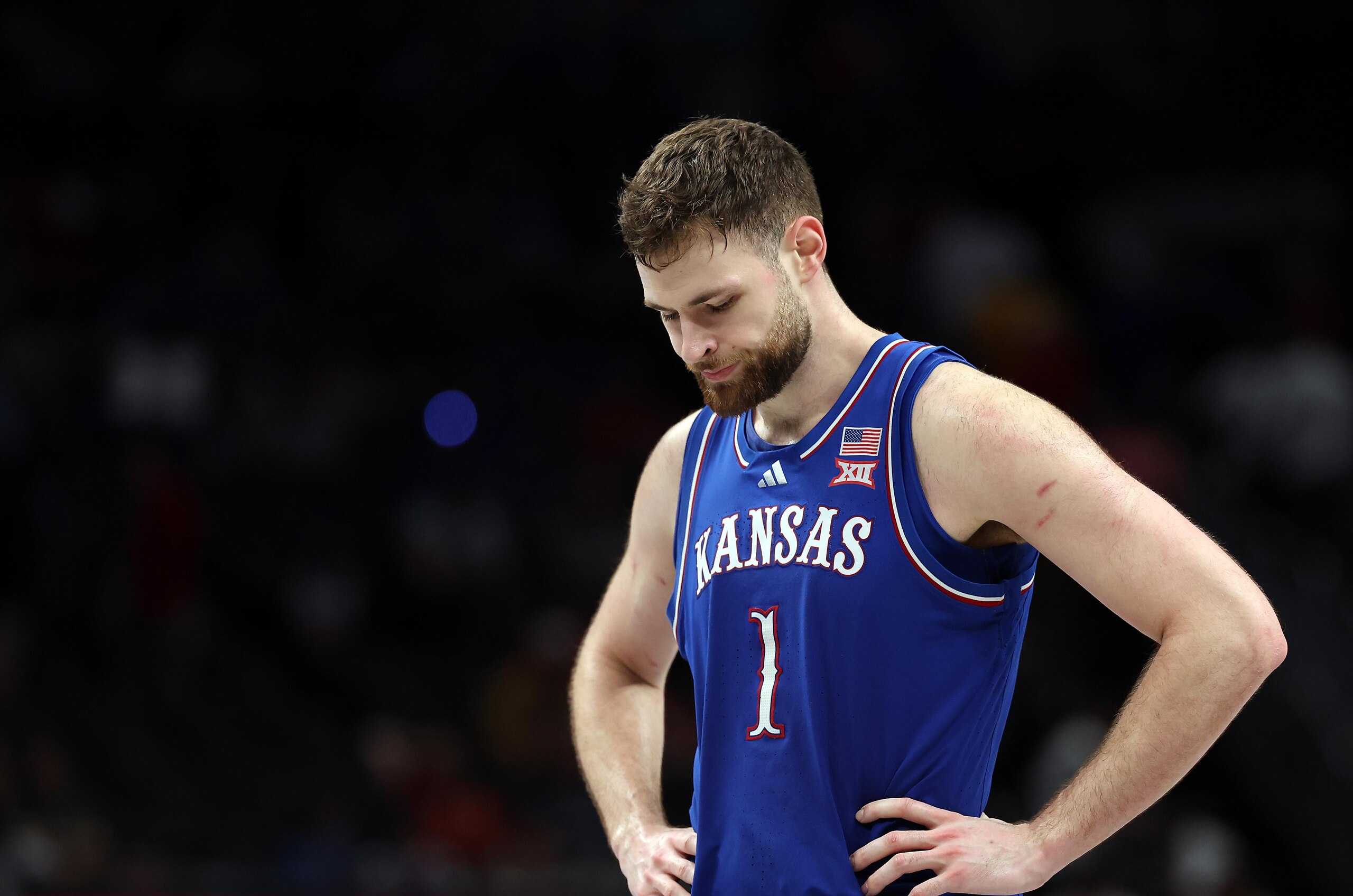 Big 12 Men's Basketball Tournament - Quarterfinals - Kansas Jayhawks v Arizona Wildcats