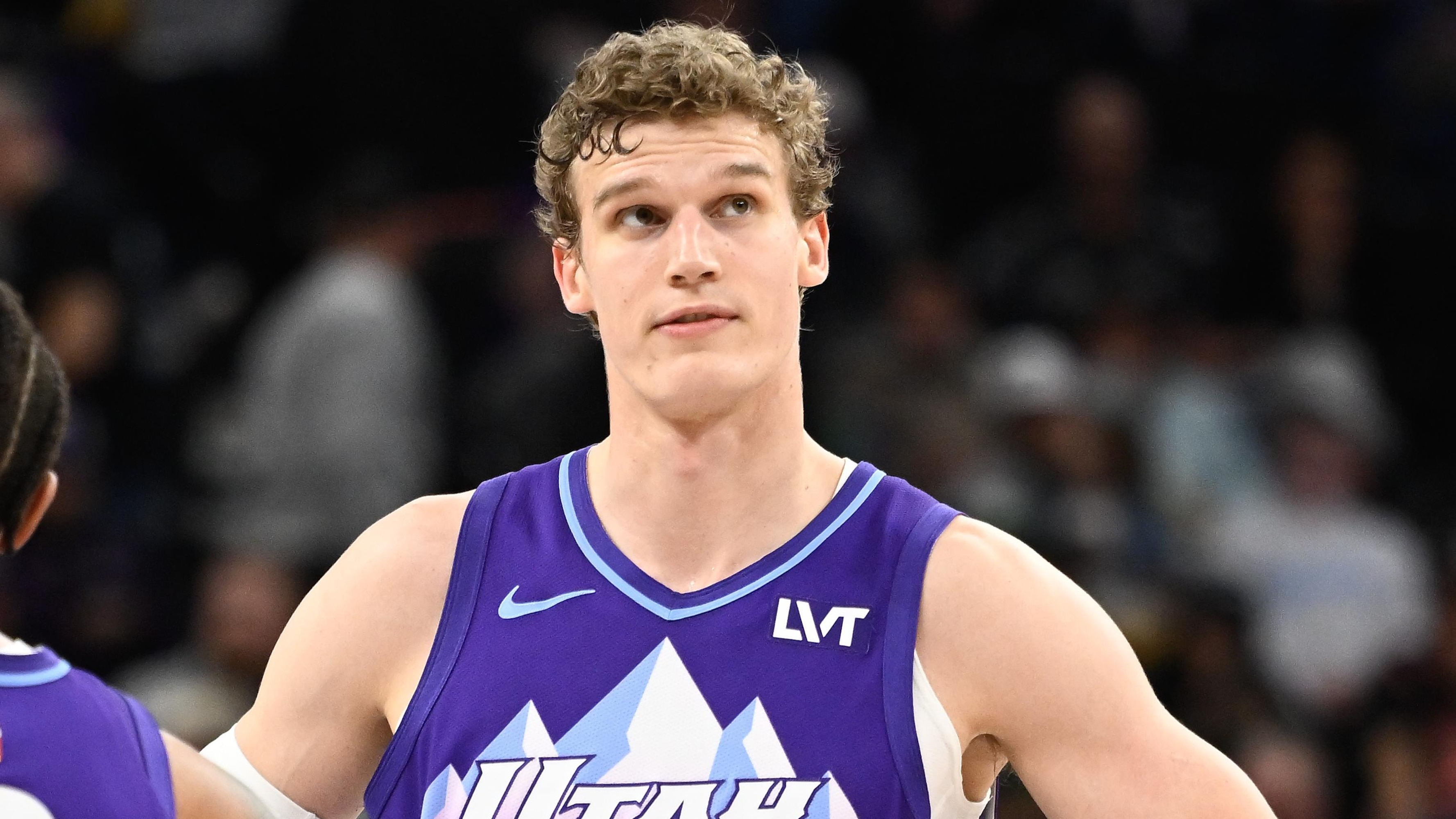 A Lauri Markkanen Trade Idea to Boost a Rising Western Conference Team