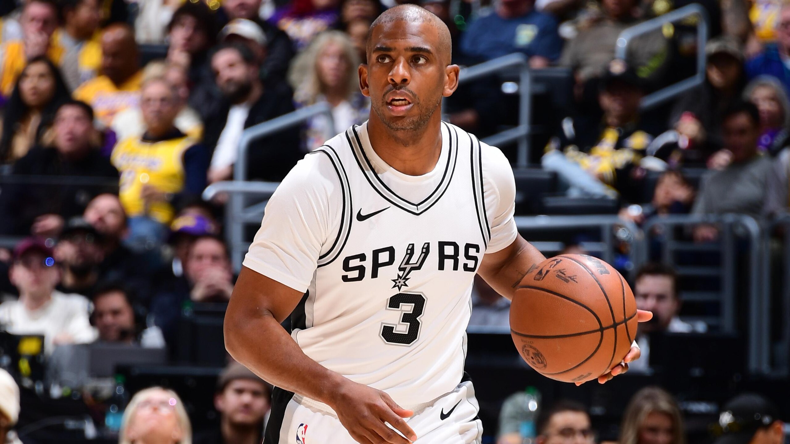 San Antonio Spurs v Los Angeles Lakers