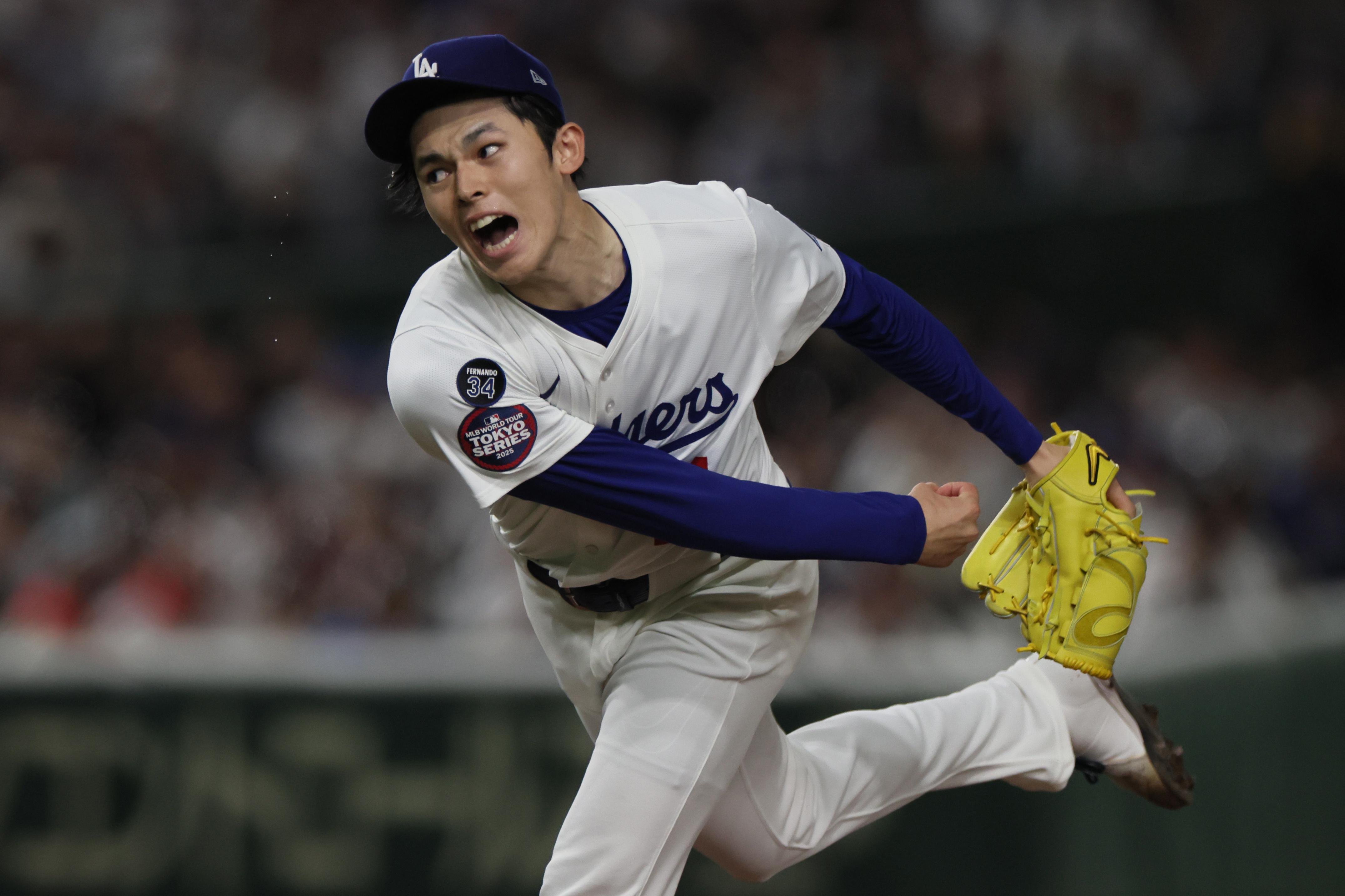 Dodgers Cubs in the Tokyo Dome for MLB Tokyo Series 2025.