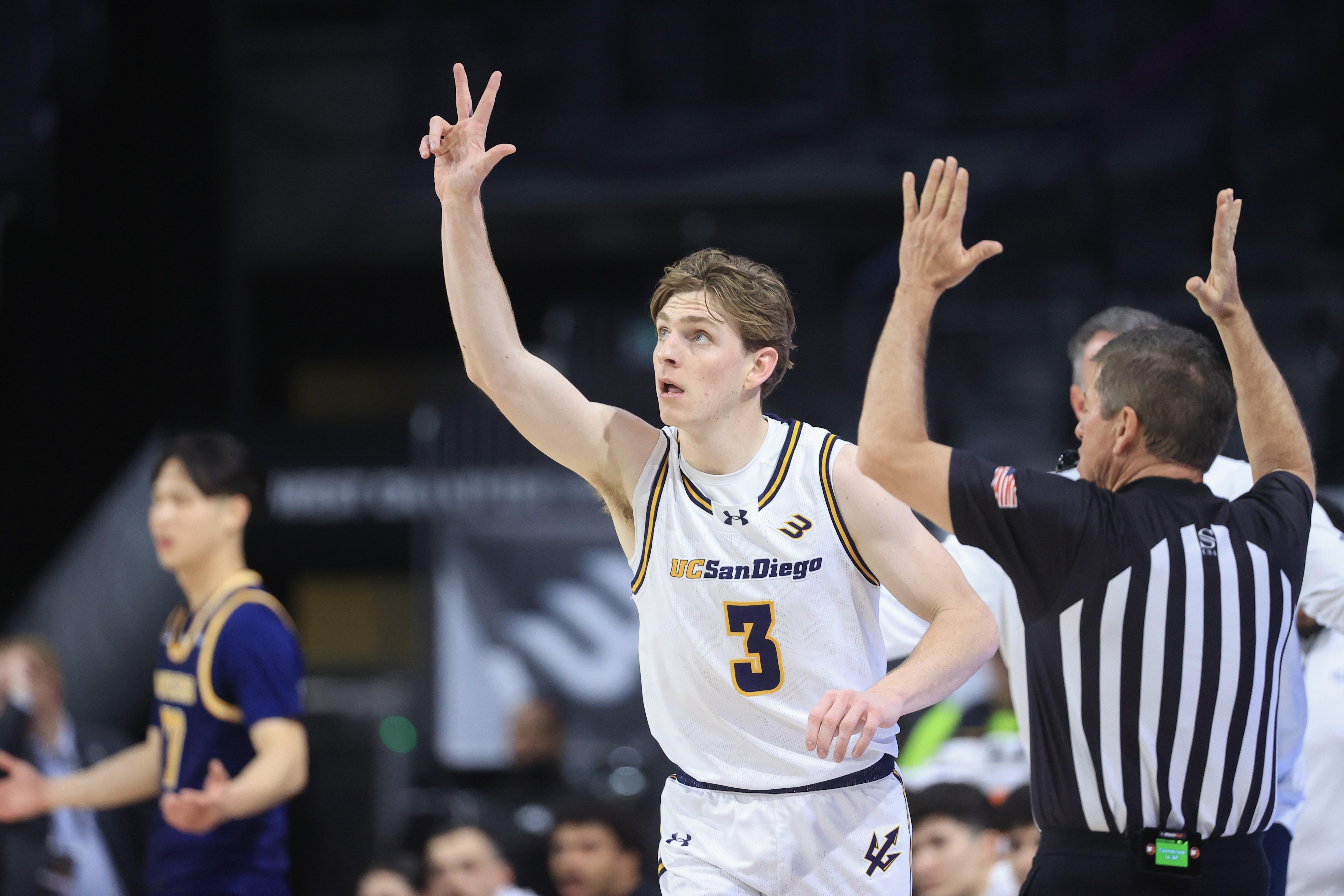 UC Irvine v UC San Diego