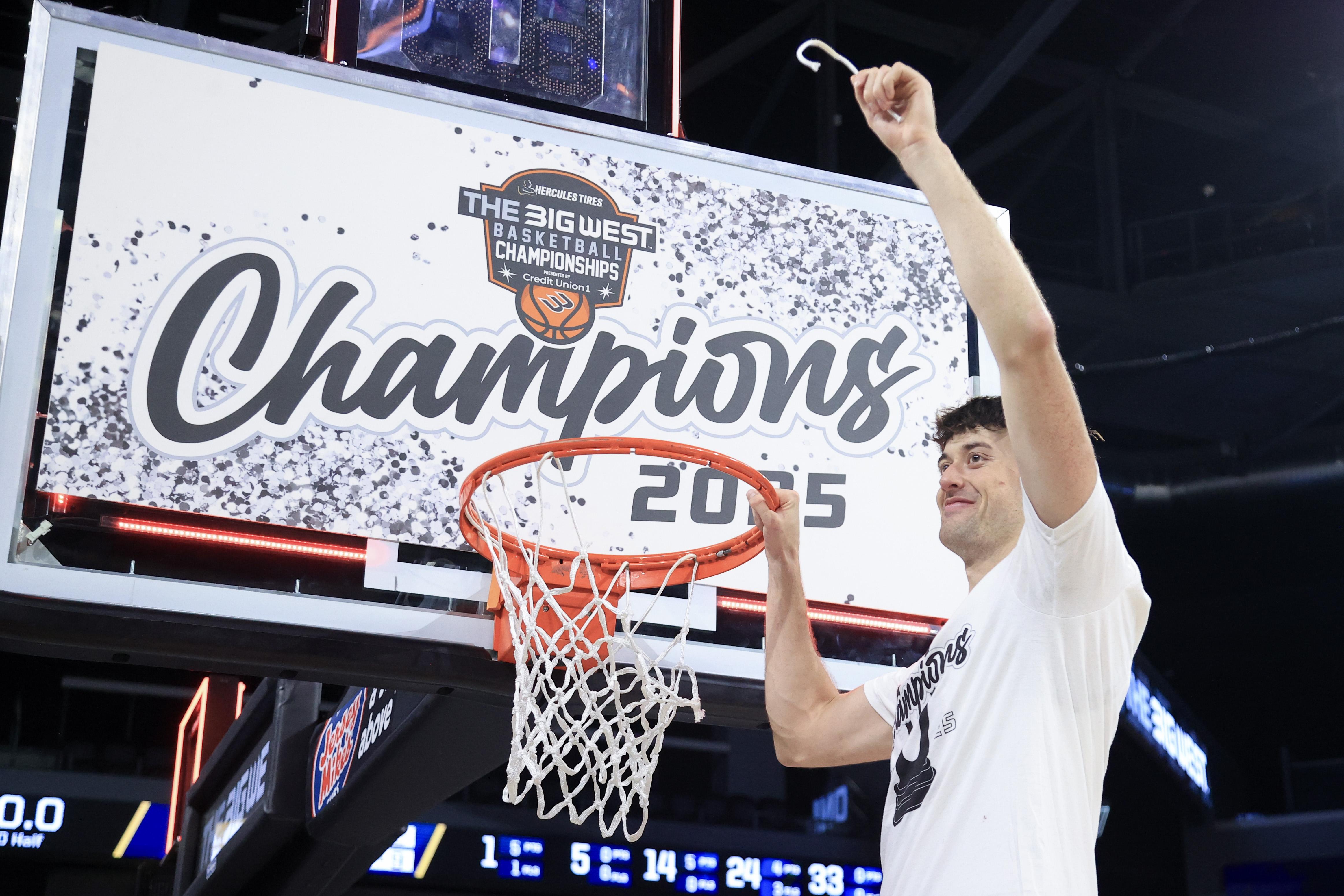 UC Irvine v UC San Diego