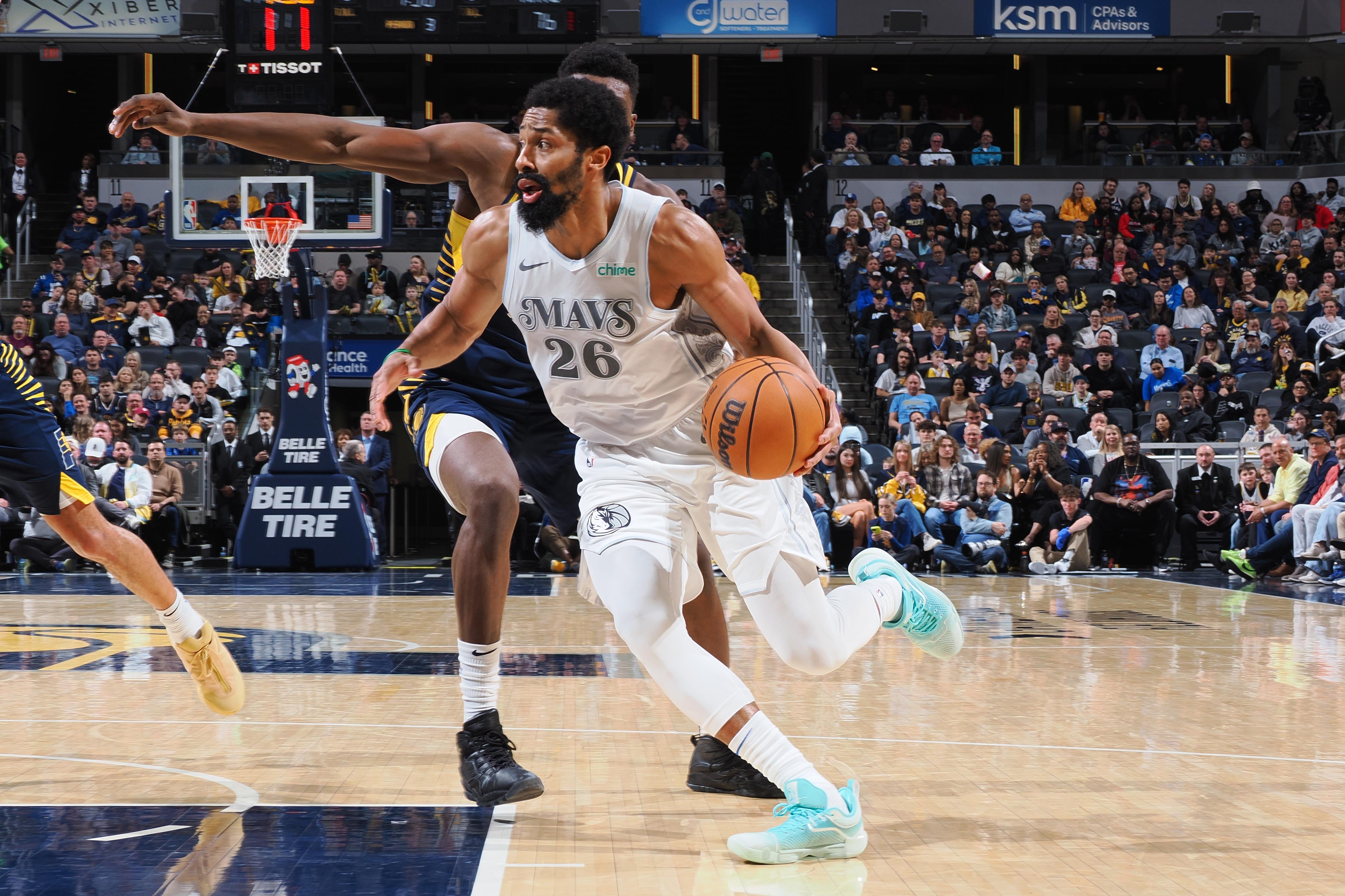 Dallas Mavericks v Indiana Pacers