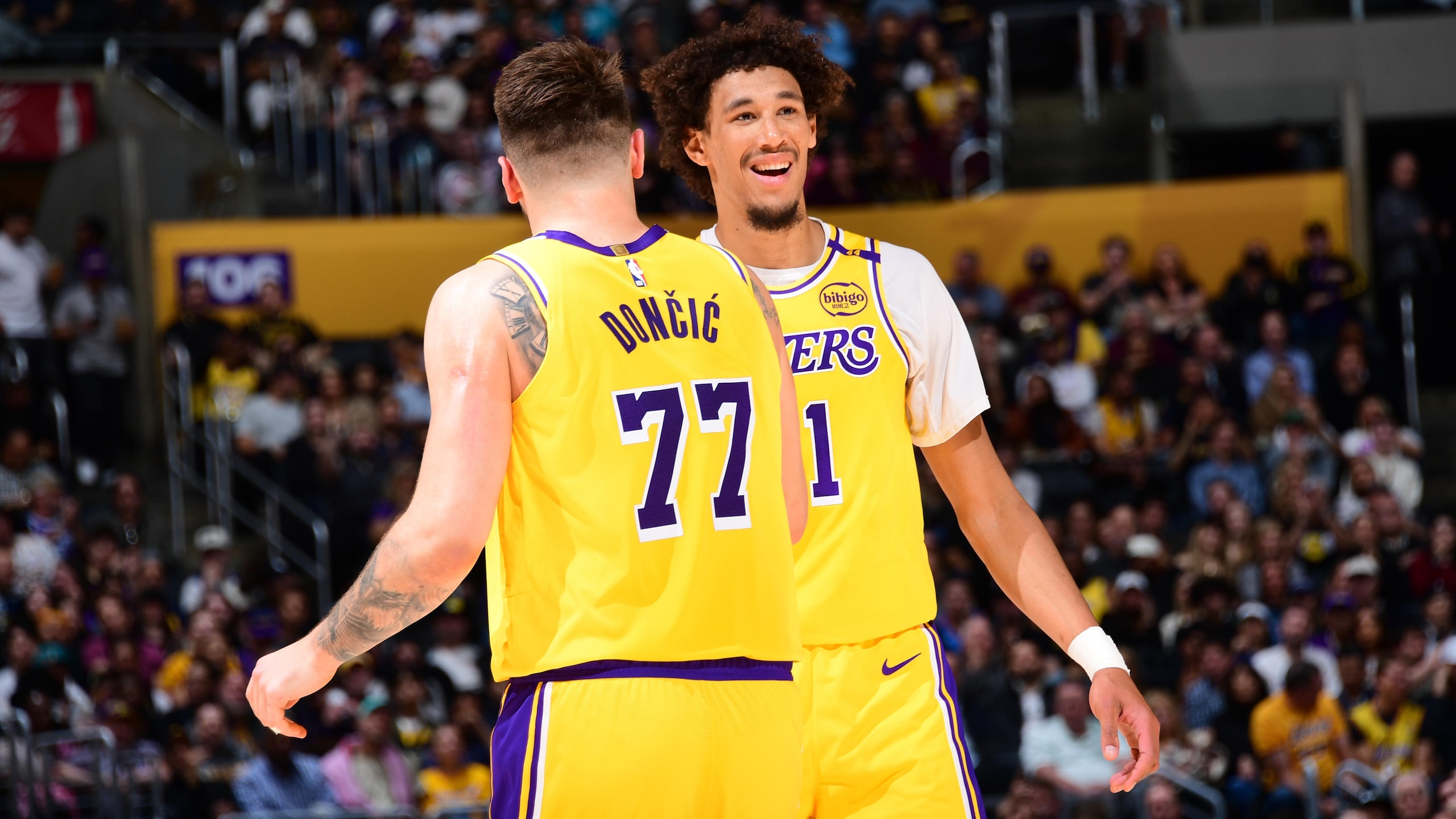 Denver Nuggets v Los Angeles Lakers