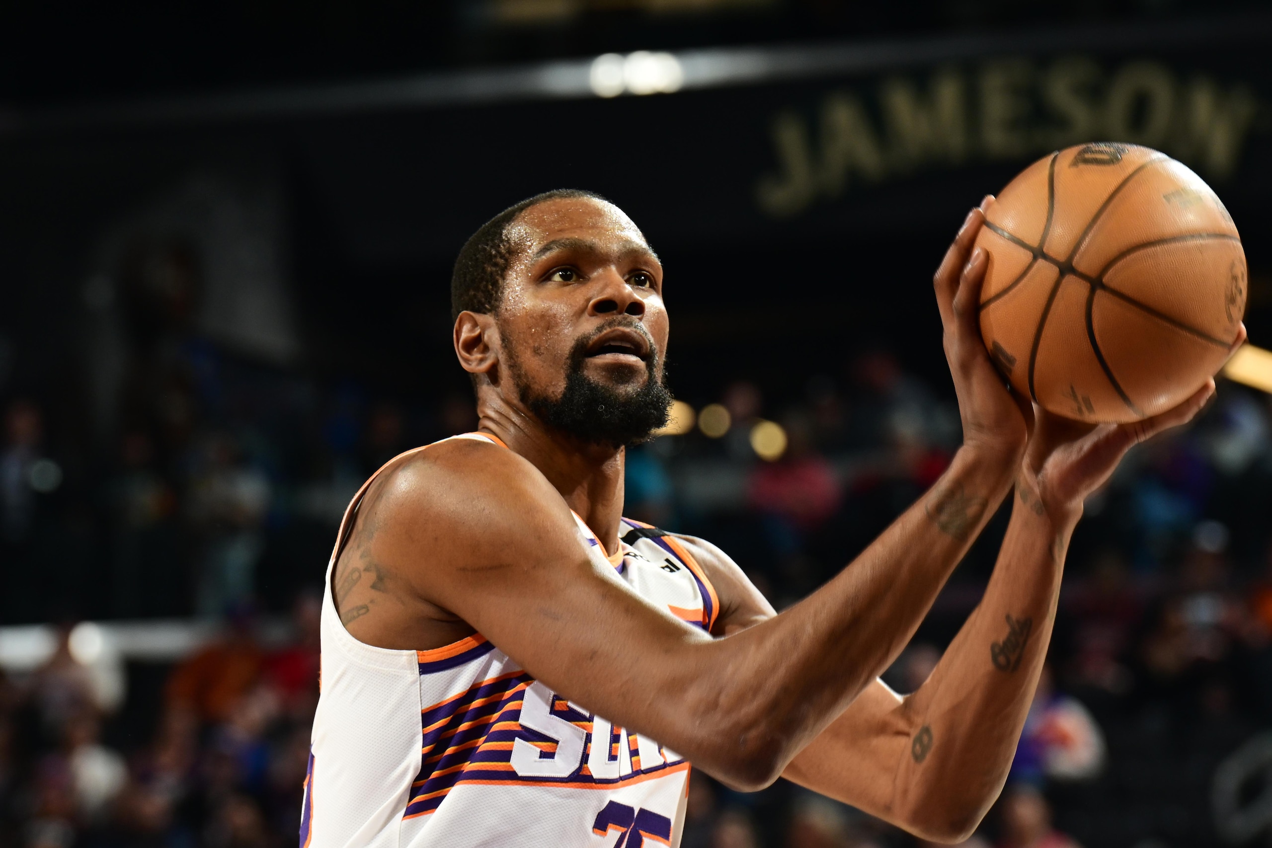 Chicago Bulls v Phoenix Suns Chicago Bulls v Phoenix Suns