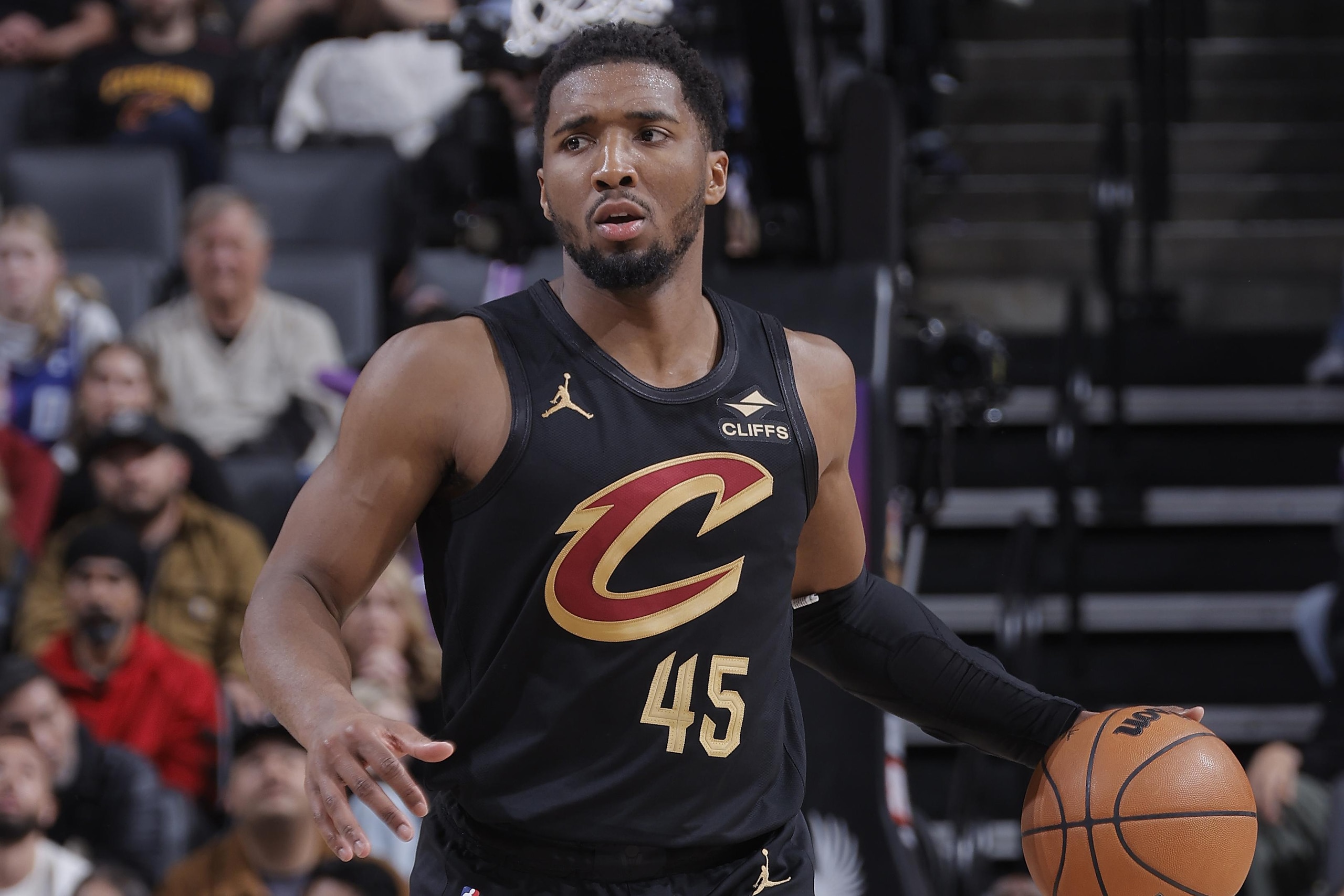 Cleveland Cavaliers v Sacramento Kings
