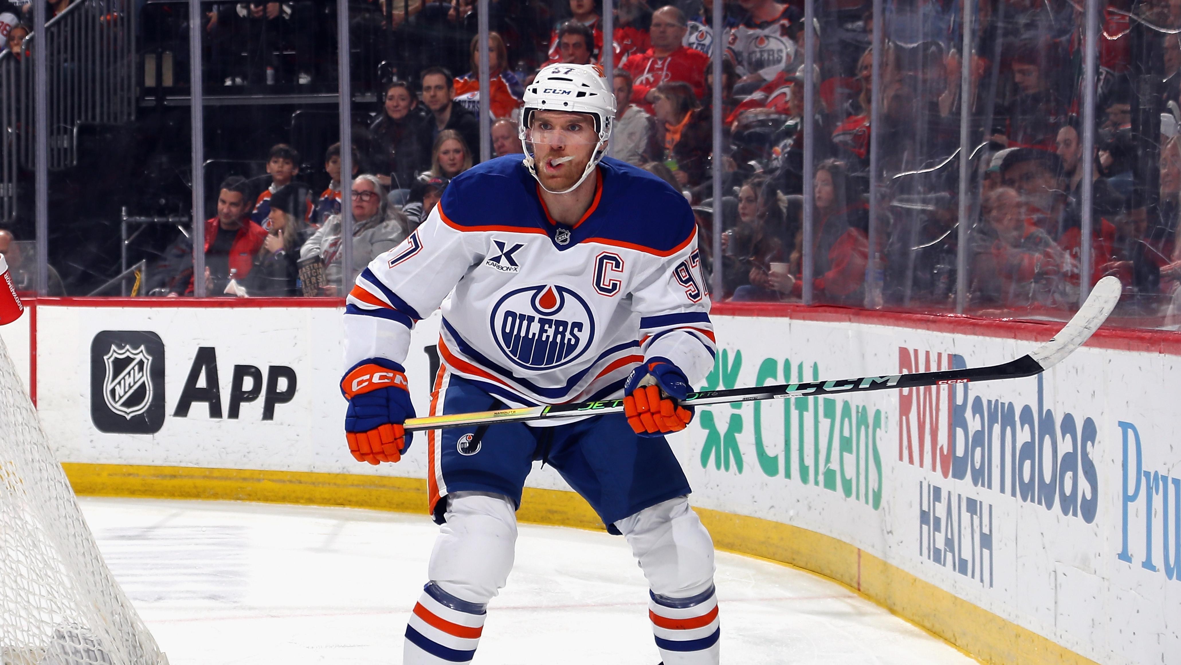 Edmonton Oilers v New Jersey Devils