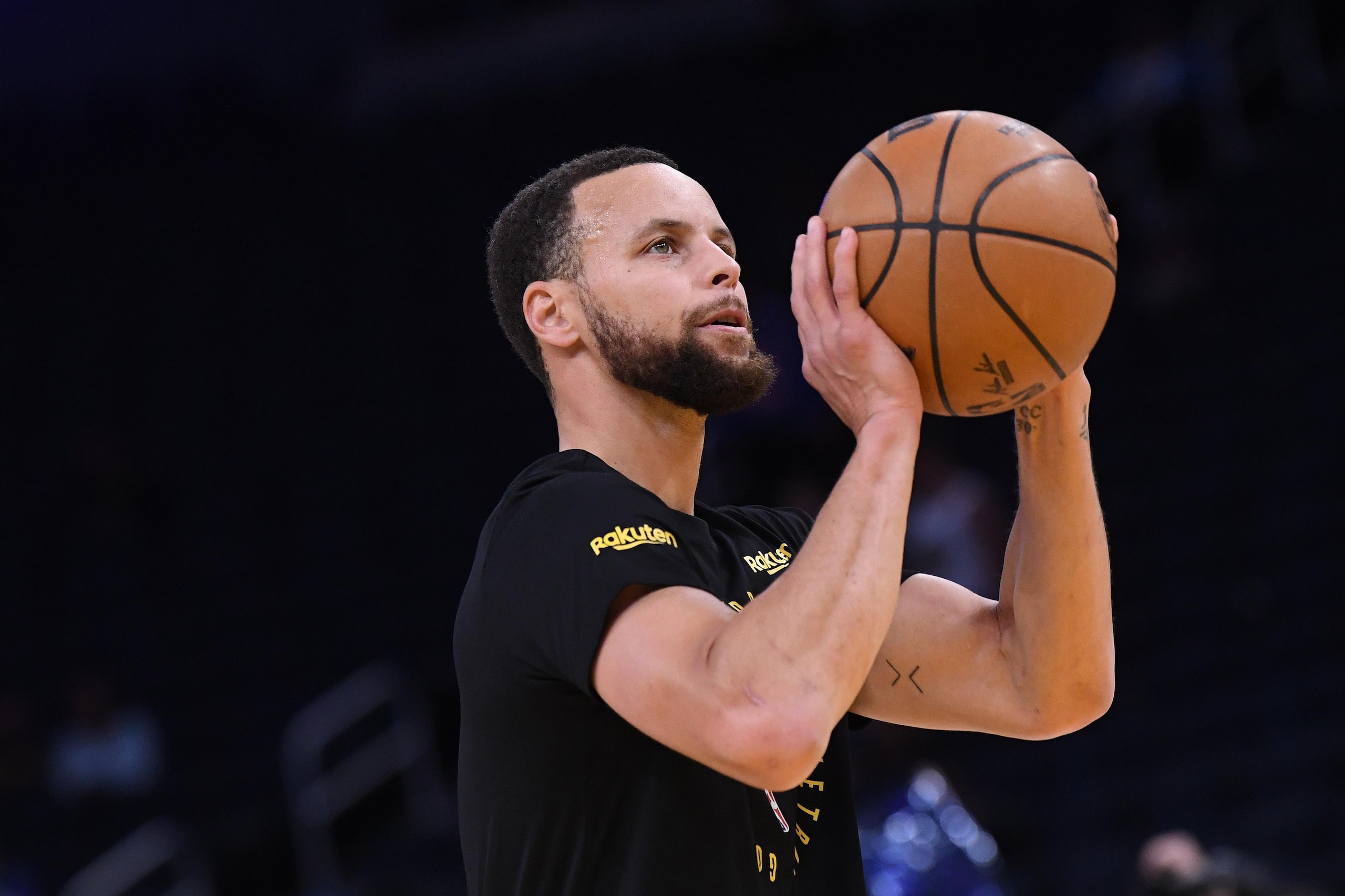 Steph Exits Game 1