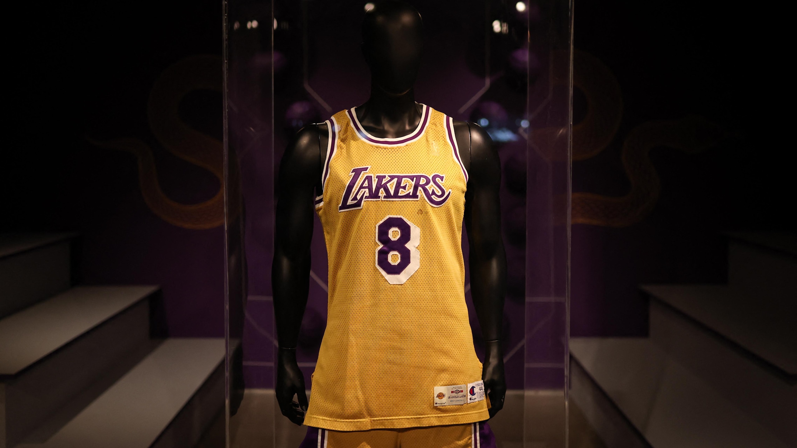 US-CELEBRITY-AUCTION-NBA-BASKETBALL US-CELEBRITY-AUCTION-NBA-BASKETBALL