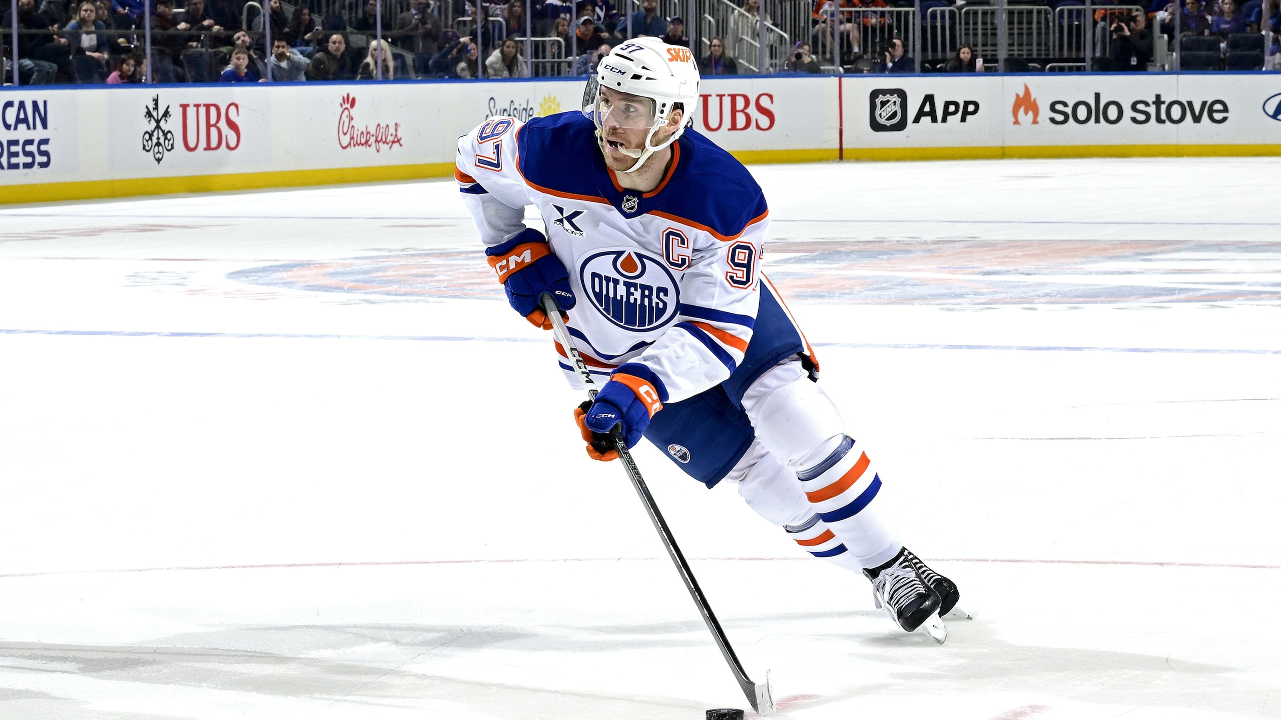 Edmonton Oilers v New York Islanders