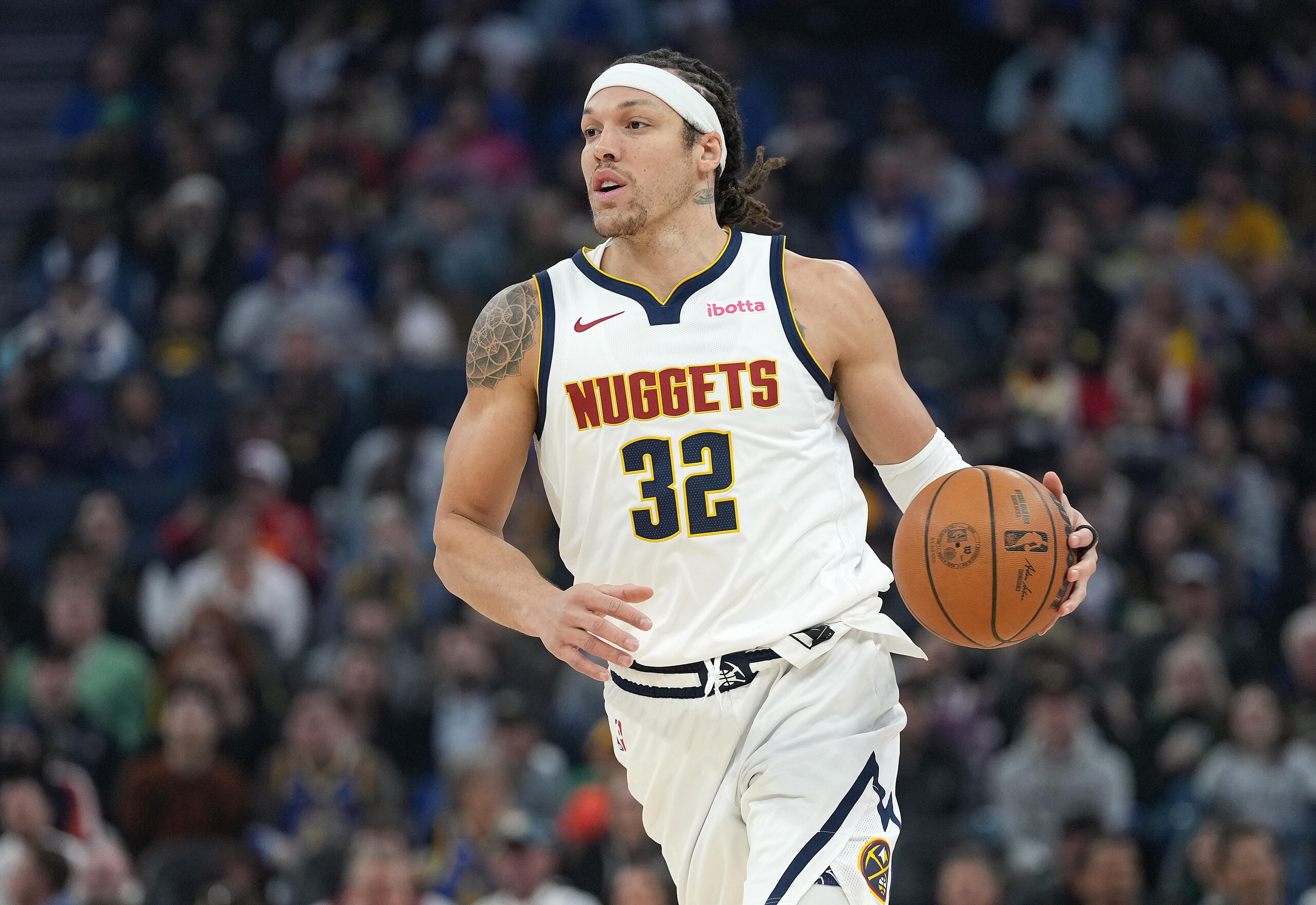 Denver Nuggets v Golden State Warriors