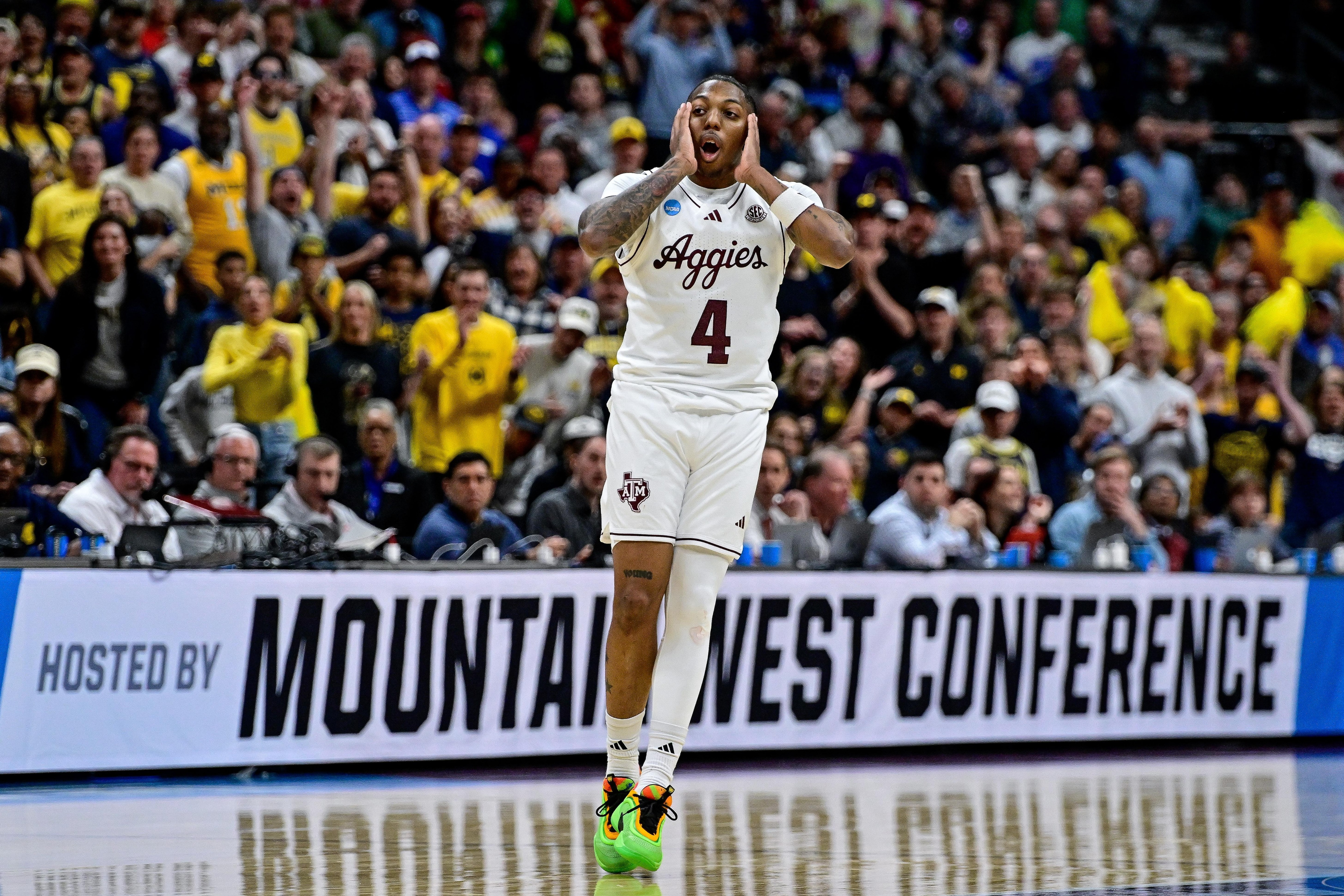 Michigan v Texas A&M