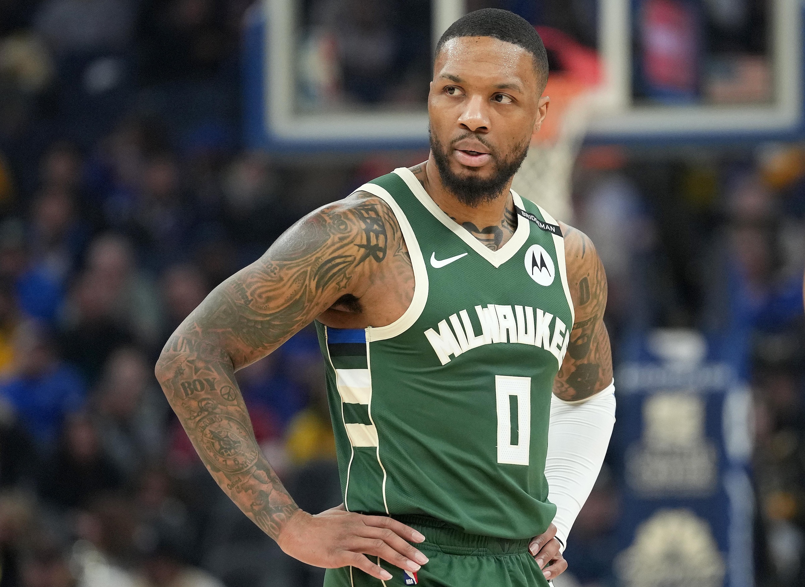 Milwaukee Bucks v Golden State Warriors Milwaukee Bucks v Golden State Warriors