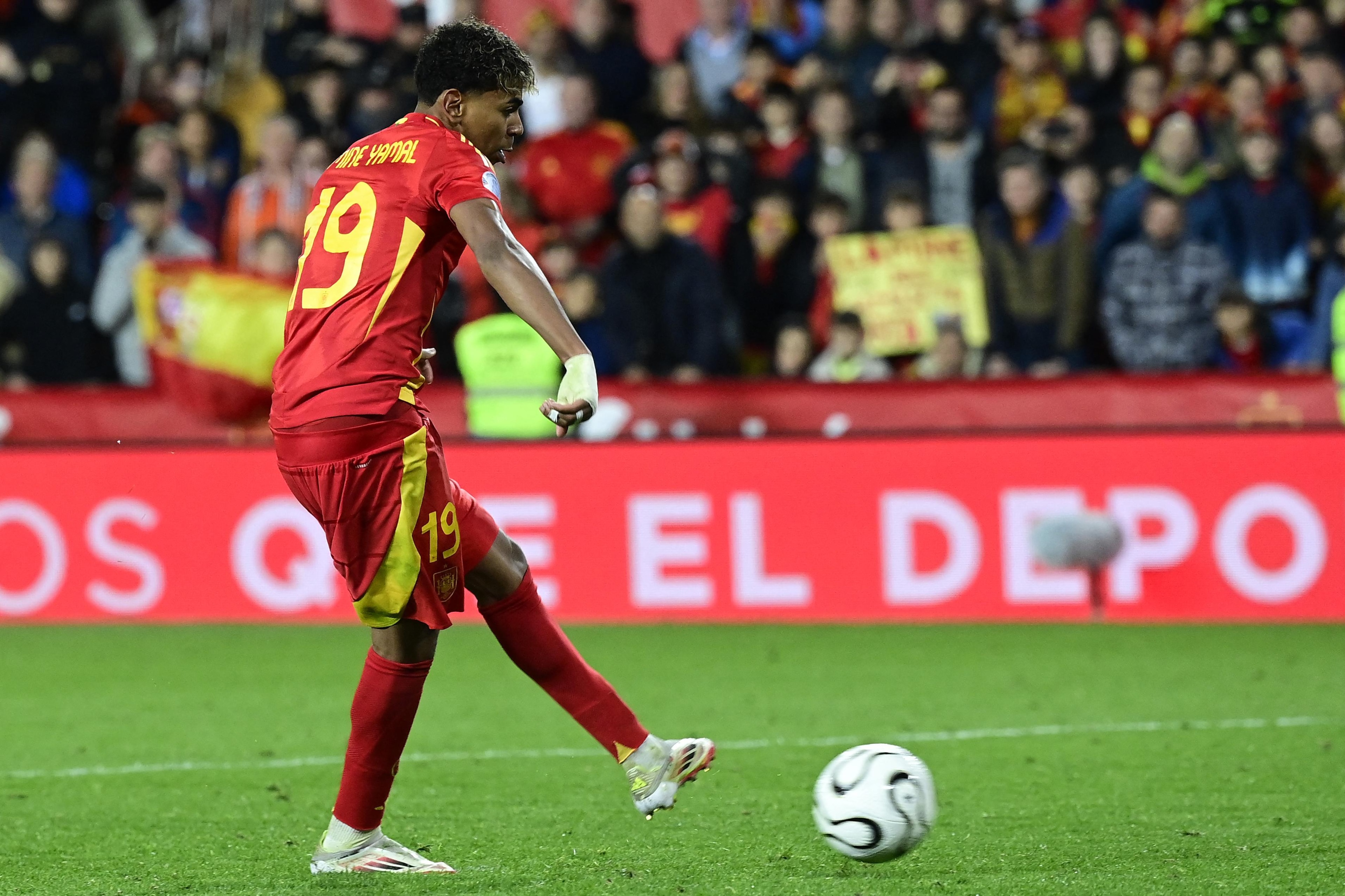 FBL-EUR-NATIONS-ESP-NED FBL-EUR-NATIONS-ESP-NED