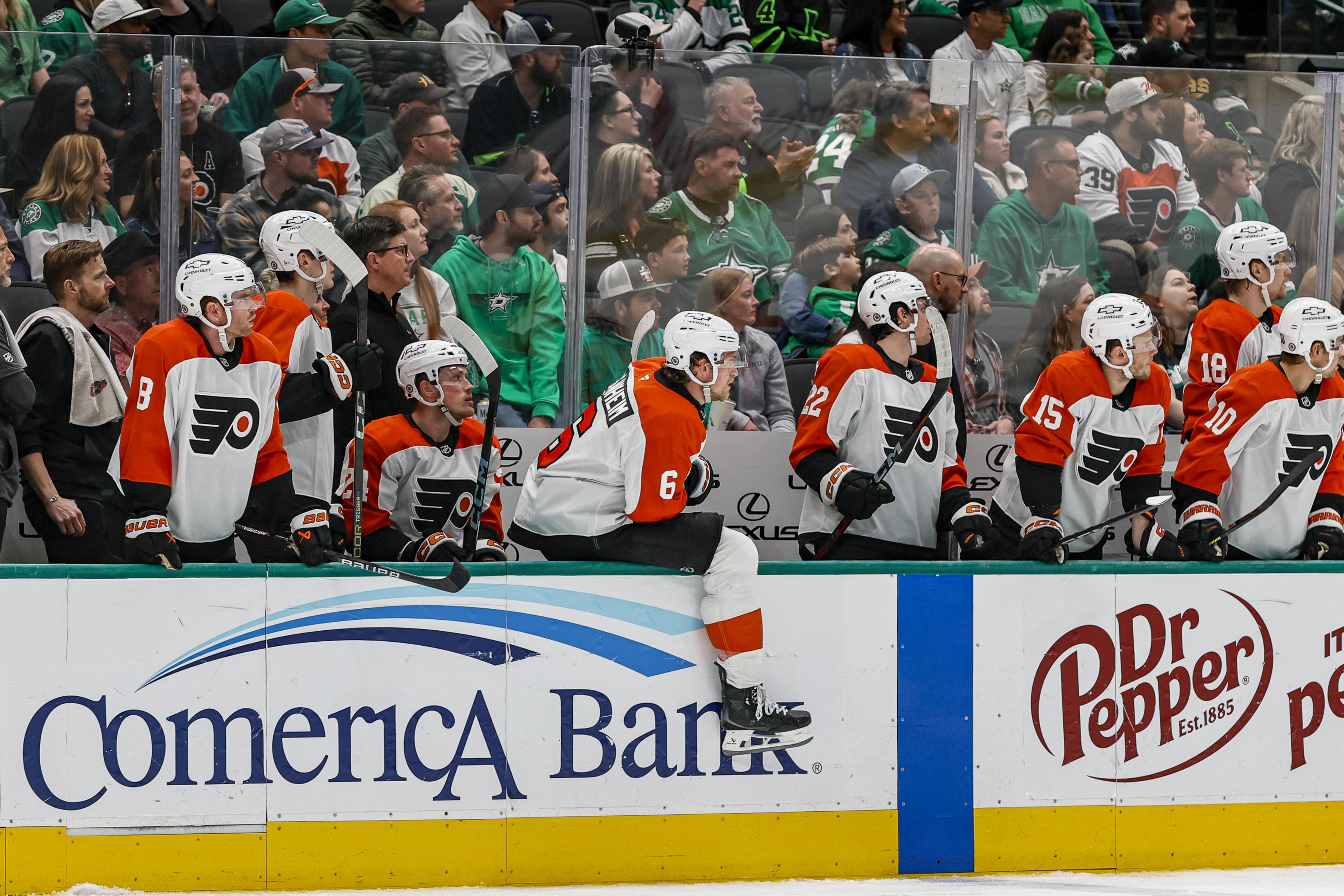 NHL: MAR 22 Flyers at Stars