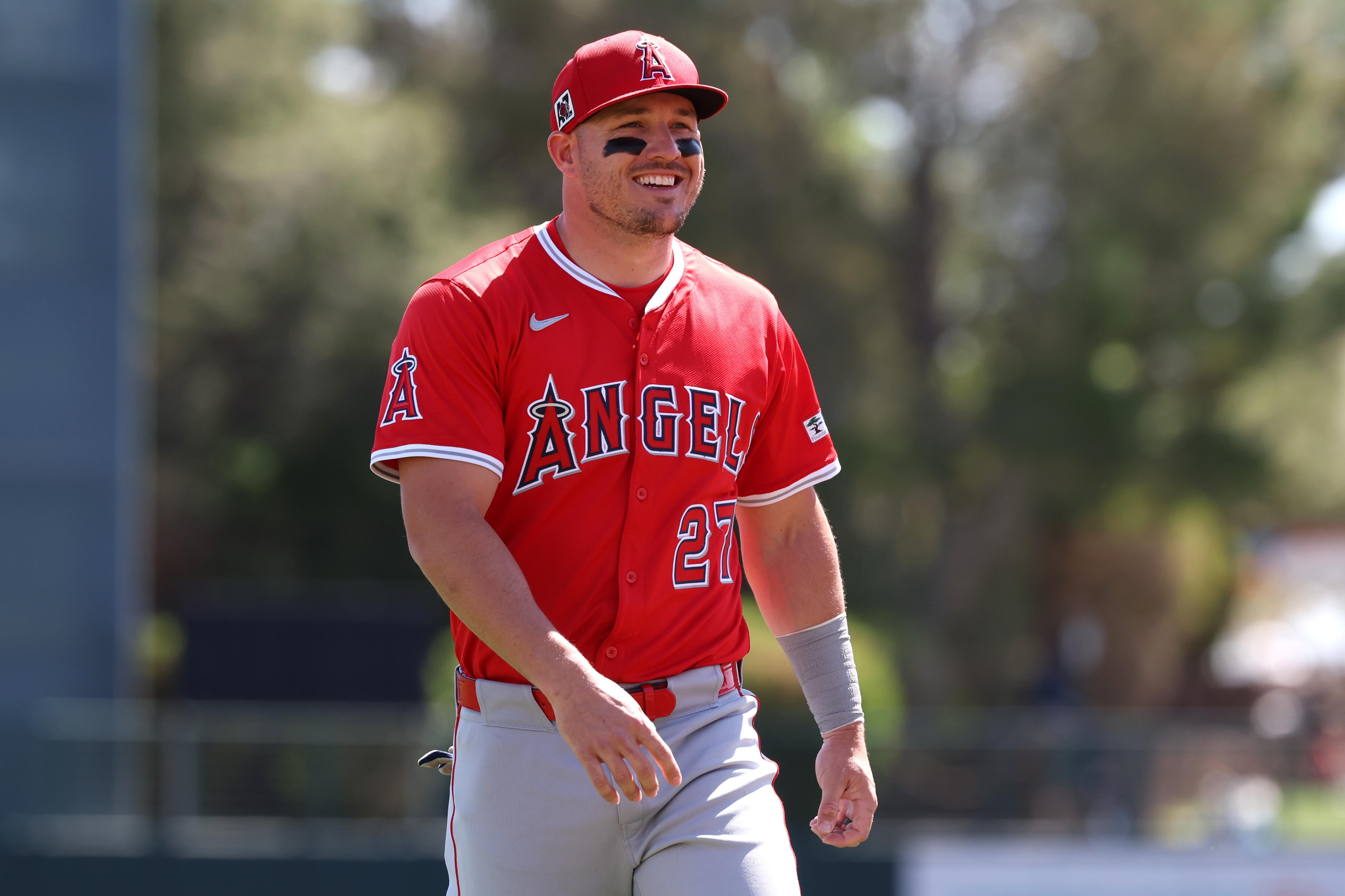 Los Angeles Angels v Chicago White Sox