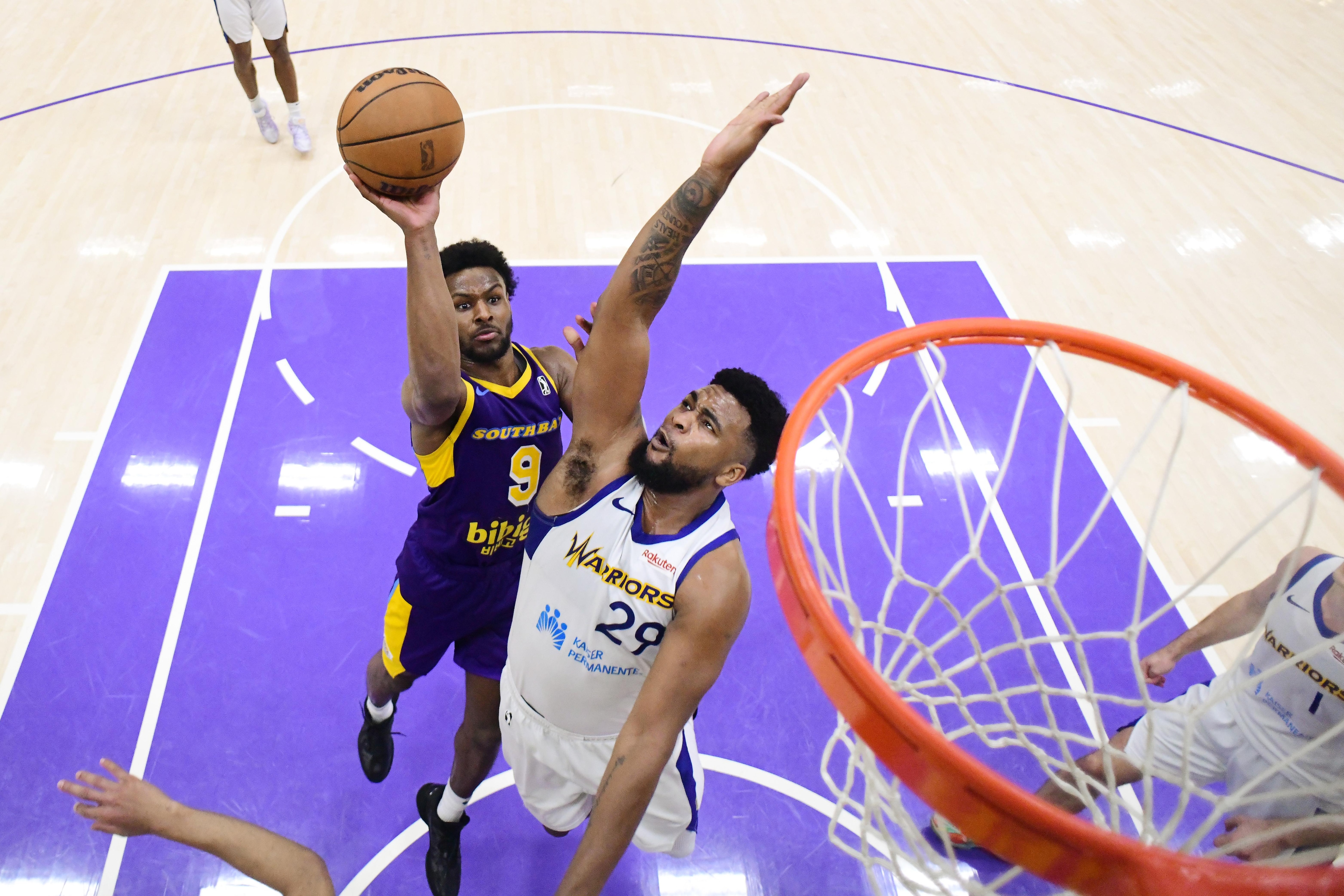 Santa Cruz Warriors vs South Bay Lakers