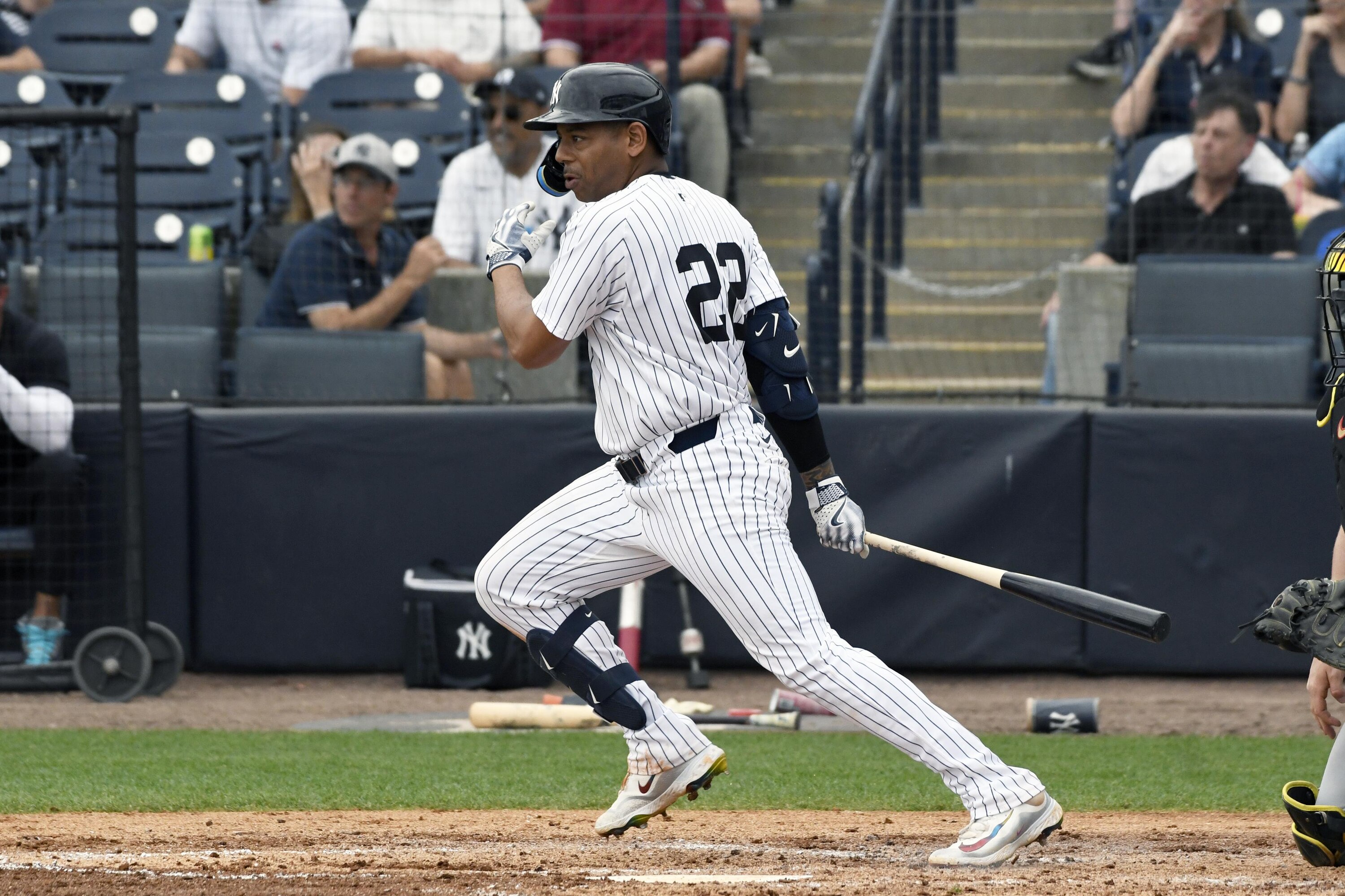 Dominic Smith, Yankees Agree to New MiLB Contract After Opt-Out Decision