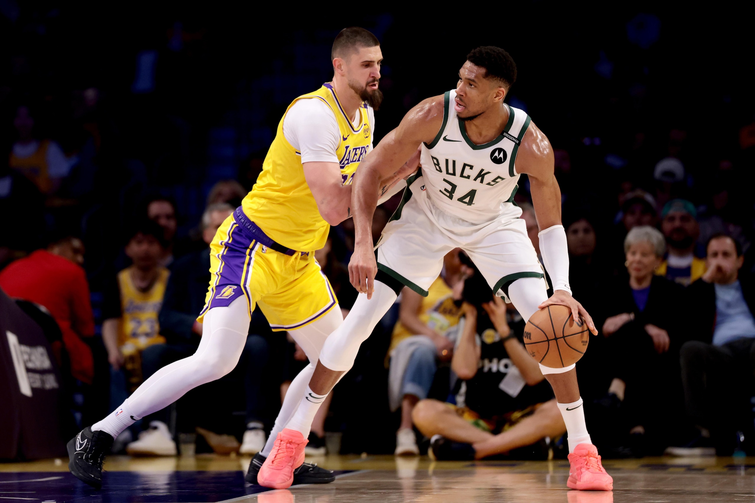 Milwaukee Bucks v Los Angeles Lakers