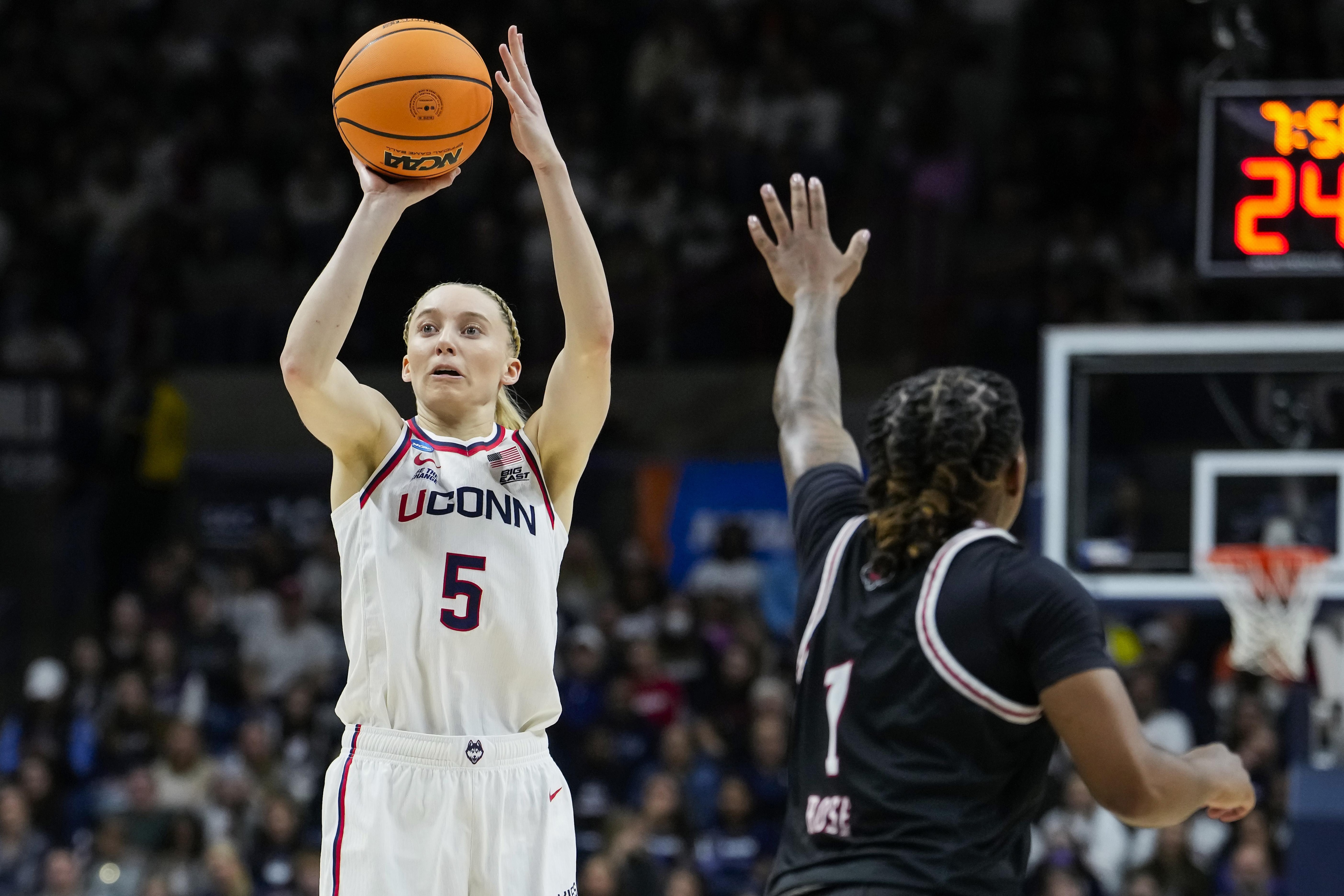 Arkansas State v Connecticut