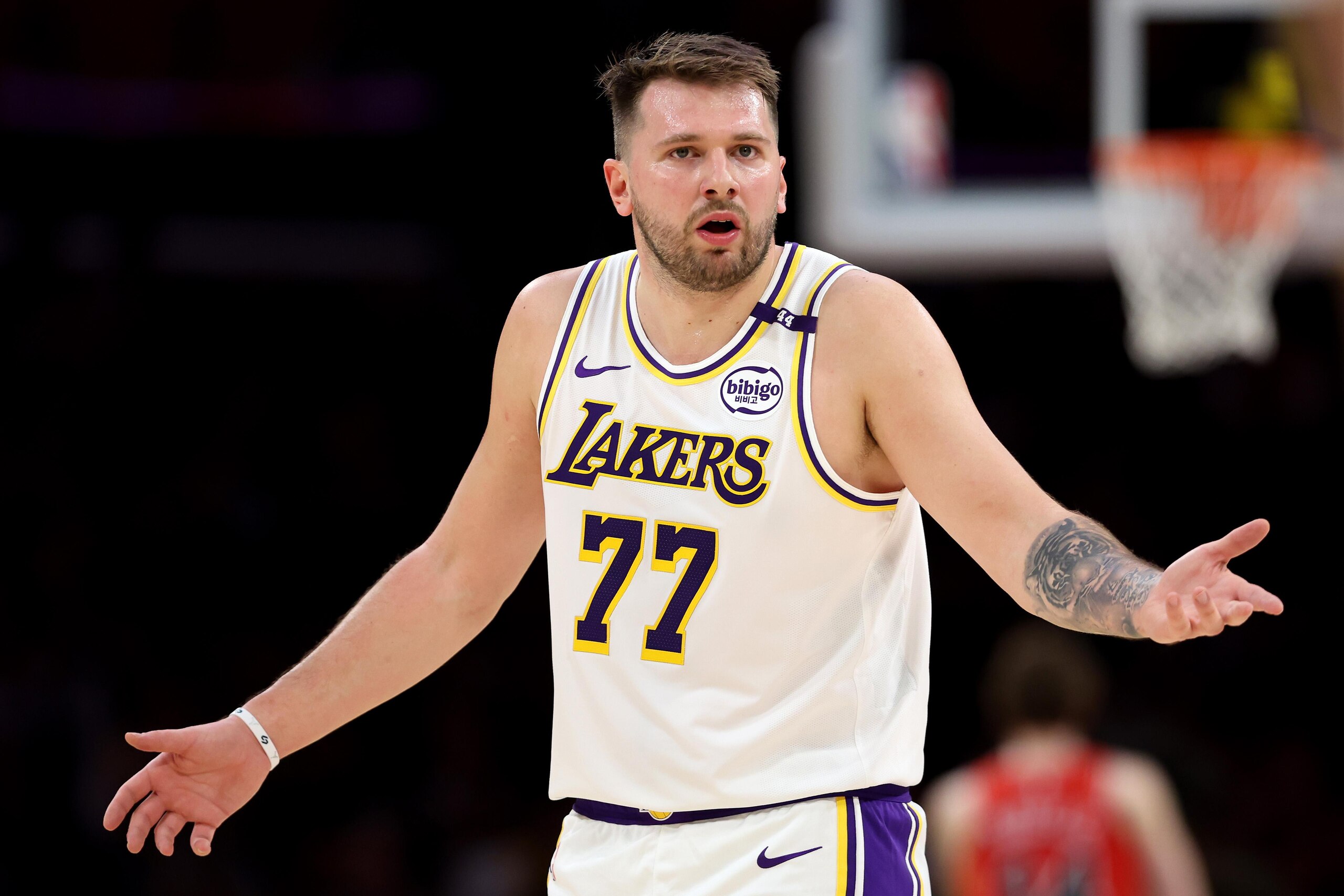 Chicago Bulls v Los Angeles Lakers