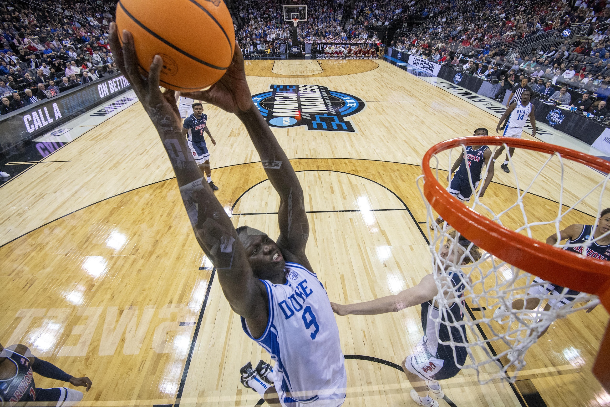 NCAA Men's Basketball Tournament - Sweet Sixteen - Newark NCAA Men's Basketball Tournament - Sweet Sixteen - Newark
