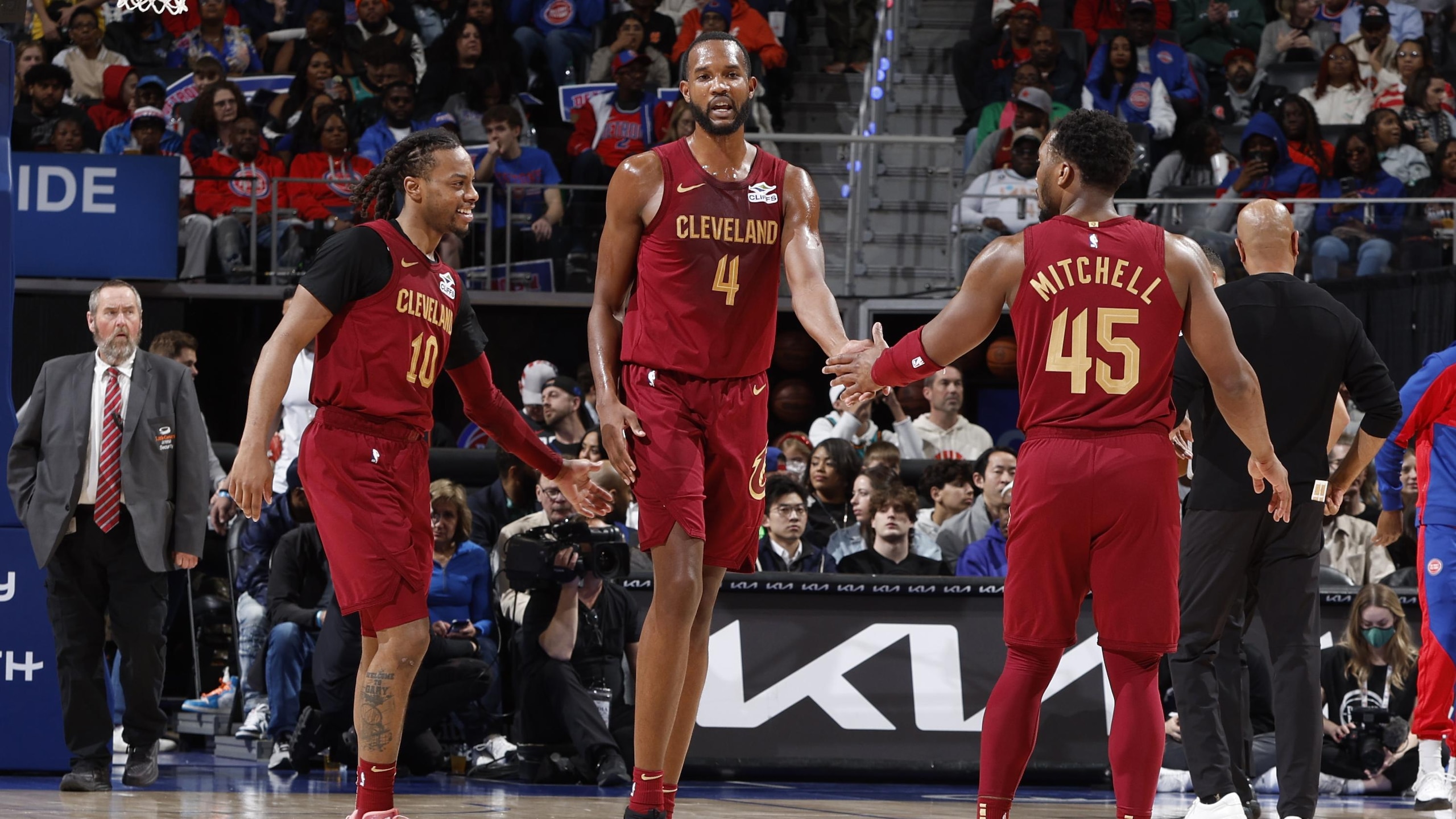 Cleveland Cavaliers v Detroit Pistons