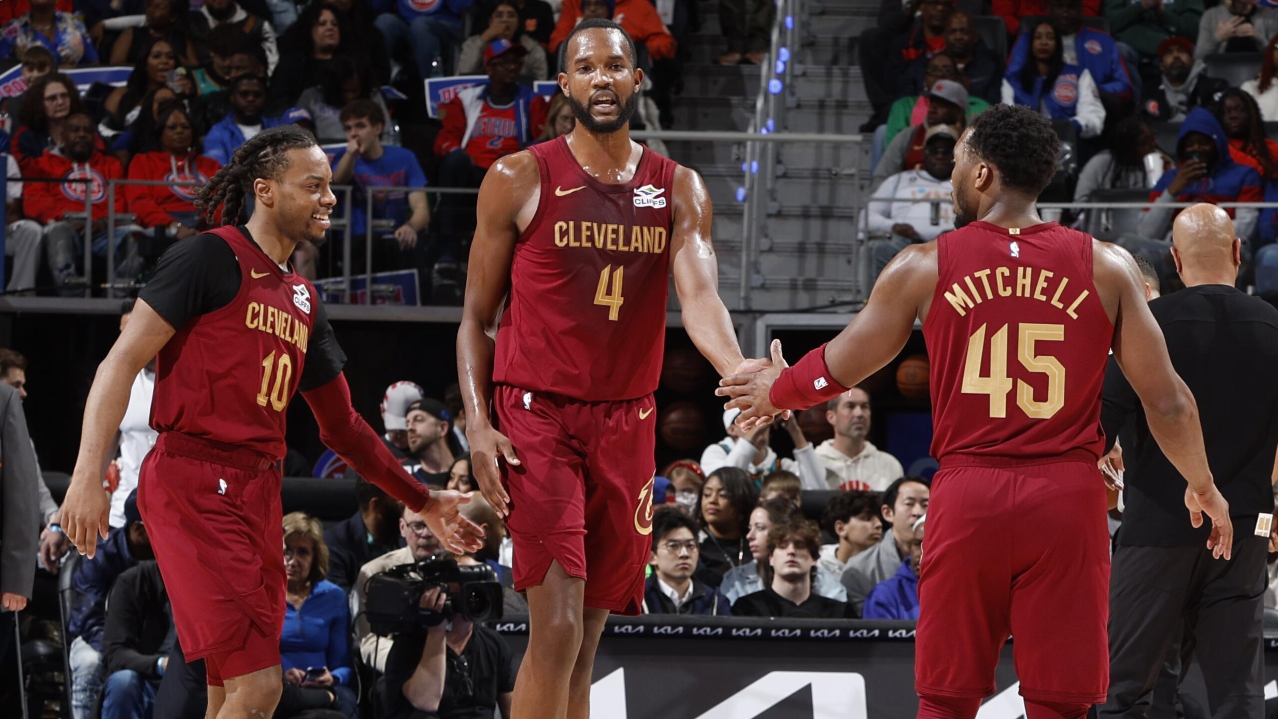 Cleveland Cavaliers v Detroit Pistons Cleveland Cavaliers v Detroit Pistons