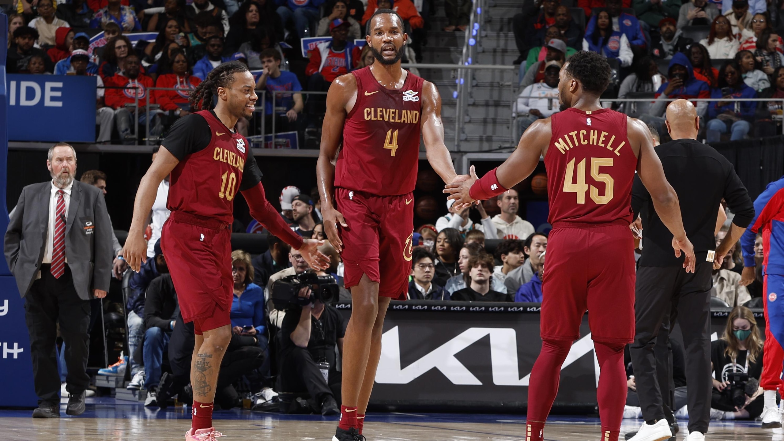 Cleveland Cavaliers v Detroit Pistons