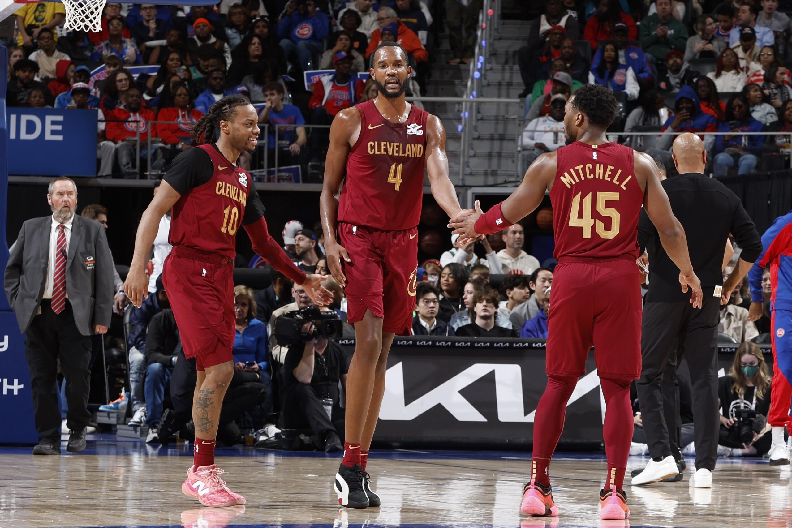 Cleveland Cavaliers v Detroit Pistons