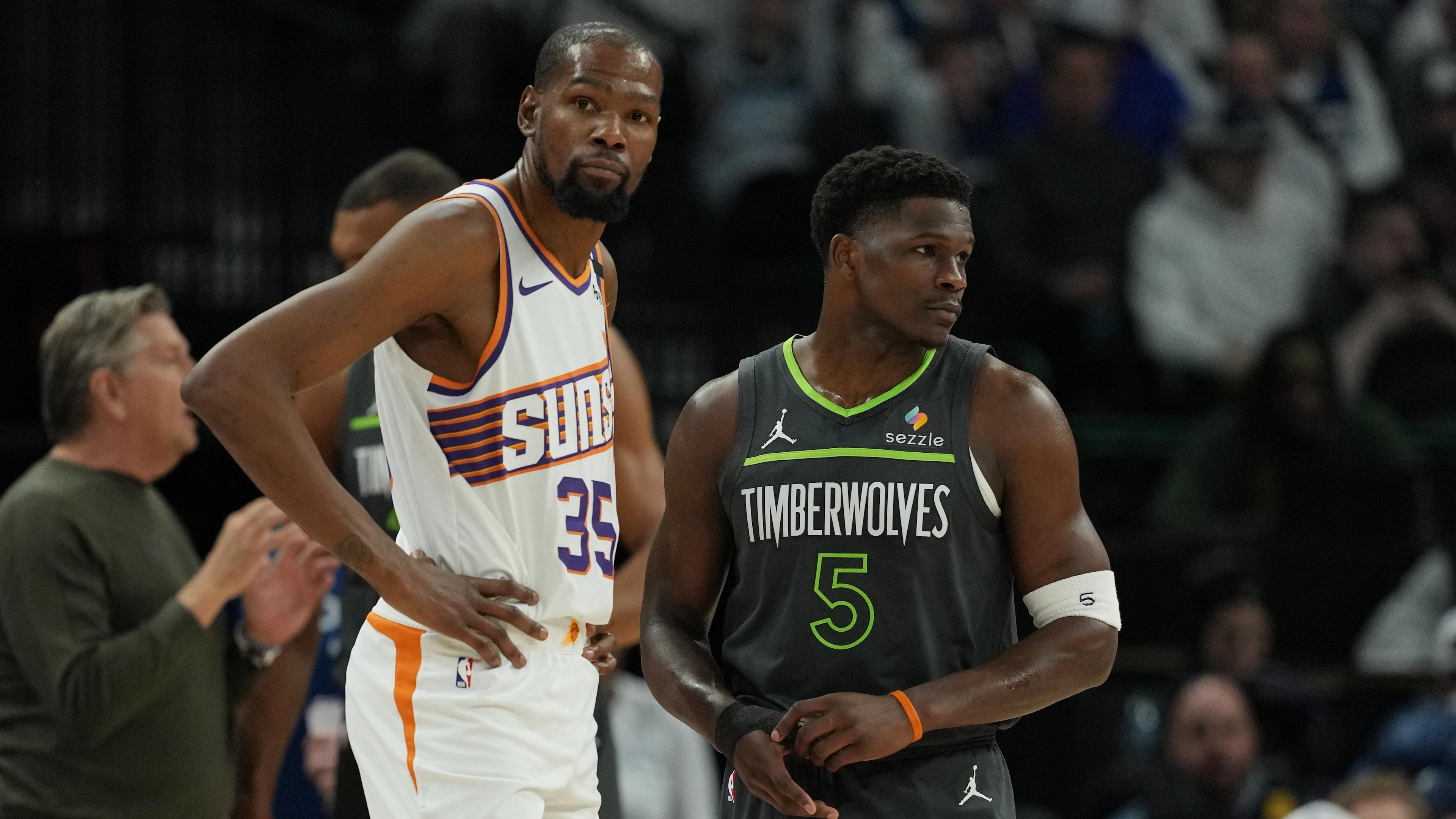 Phoenix Suns v Minnesota Timberwolves
