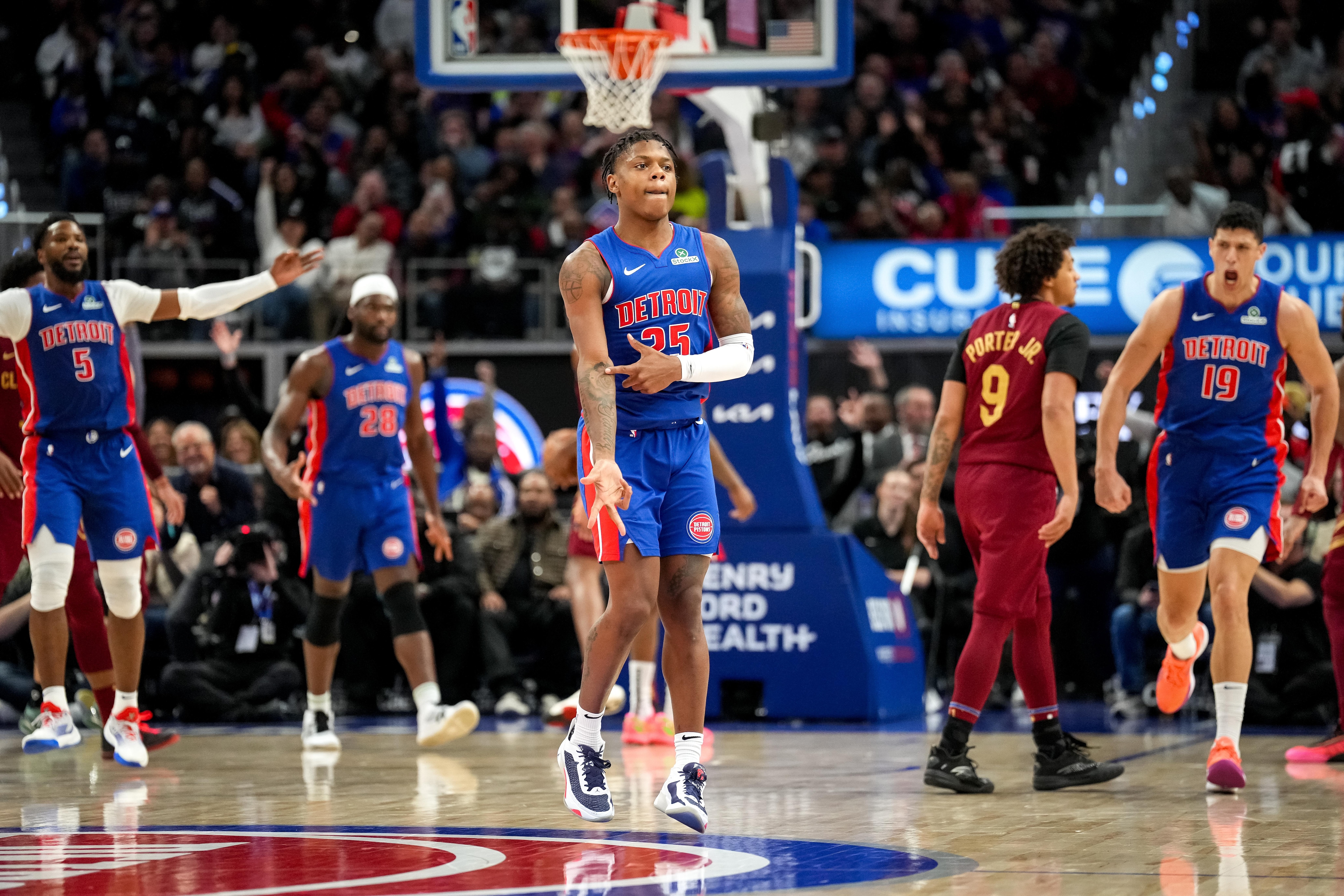 Cleveland Cavaliers v Detroit Pistons